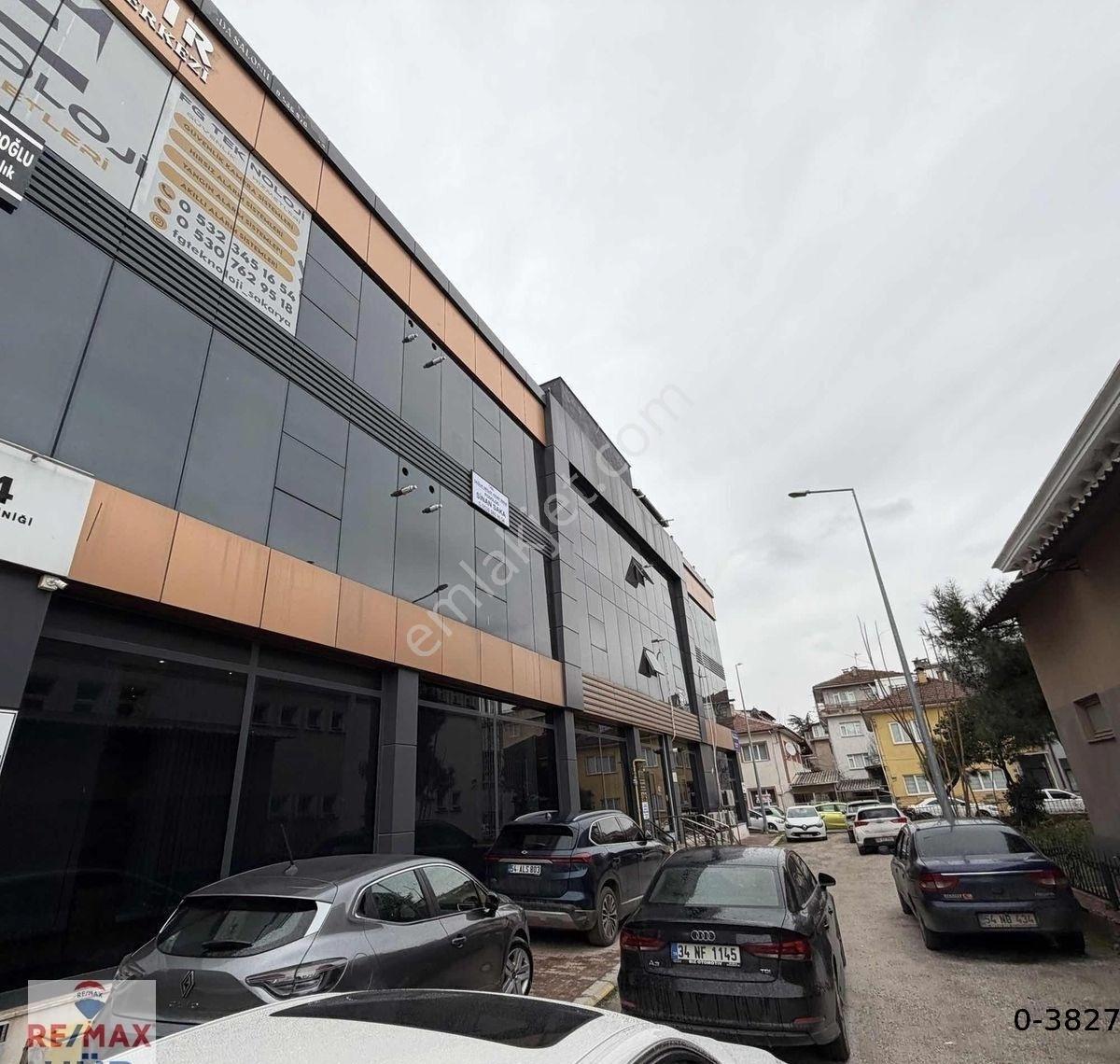 Remax Hür Emrah Tosun"dan Çarşı Merkezde Kiralık Ofis - Görsel 2