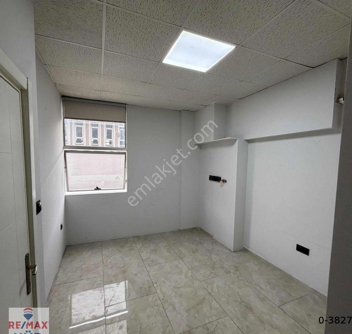 Remax Hür Emrah Tosun"dan Çarşı Merkezde Kiralık Ofis - Görsel 4