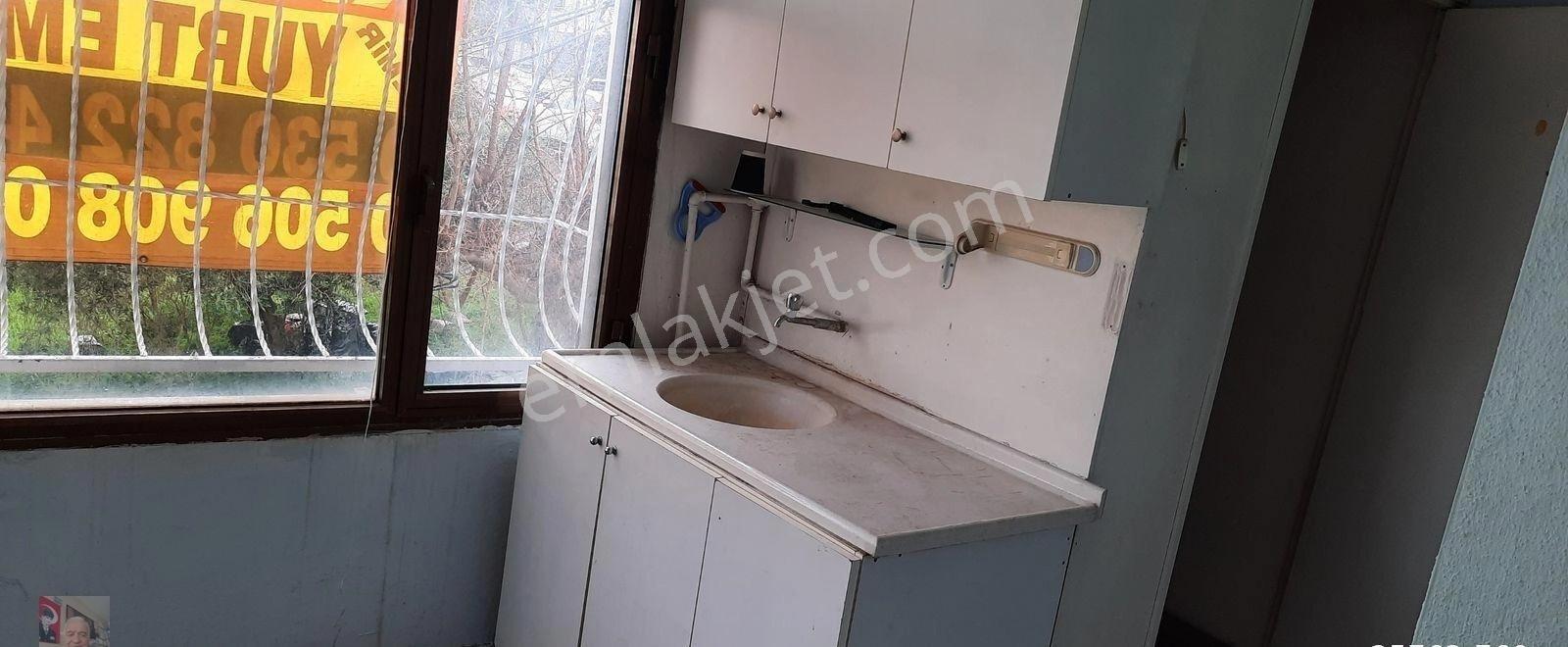 Üçkuyular 12 Sokak Ali Erentürk Okulu Üst Tarafında Kiralık Dükkan - Görsel 15