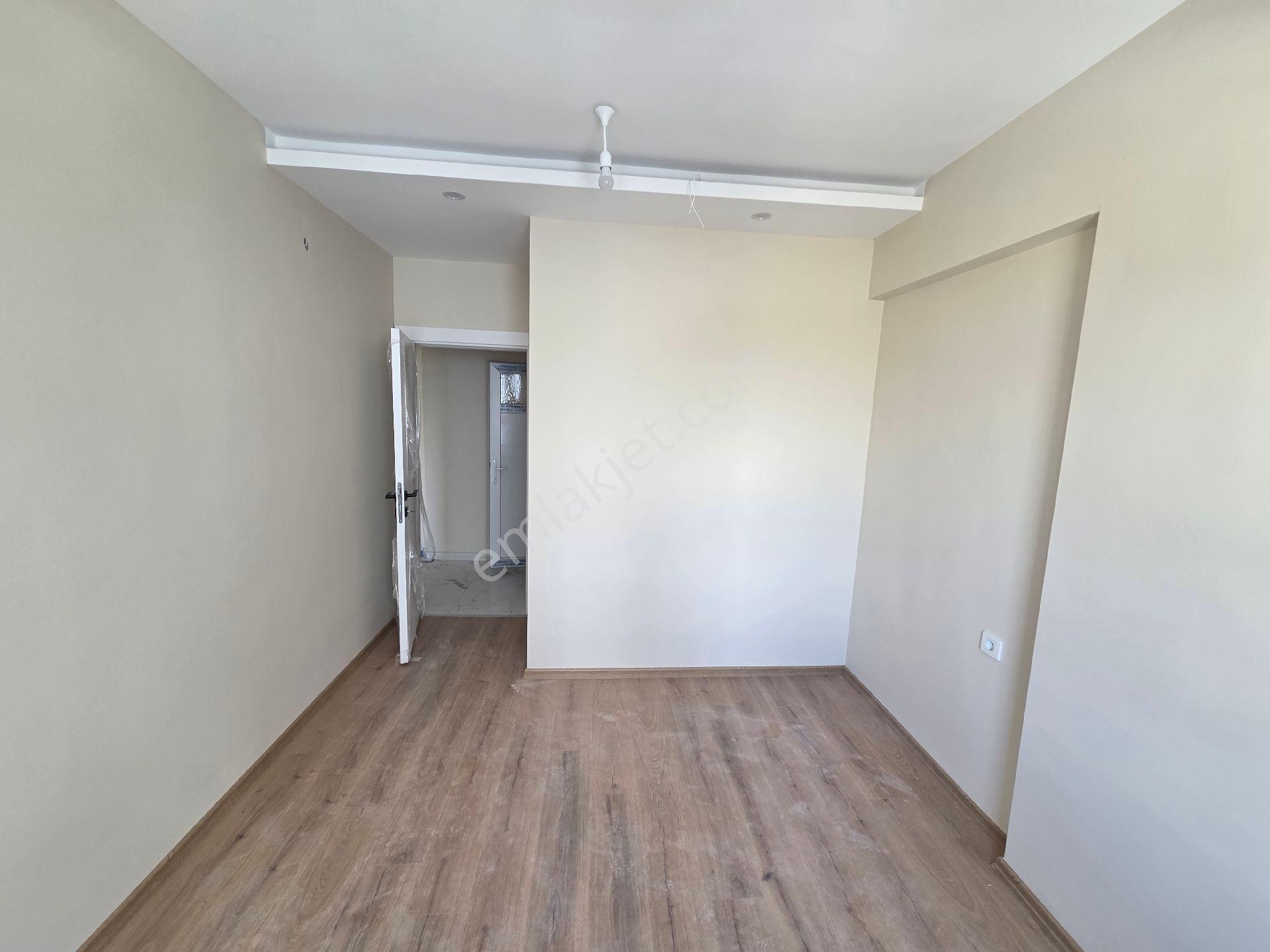 Sürsürü Toki Yakını | Sıfır 2+1 | Cadde Üzeri | Şehir Manzaralı - Görsel 9