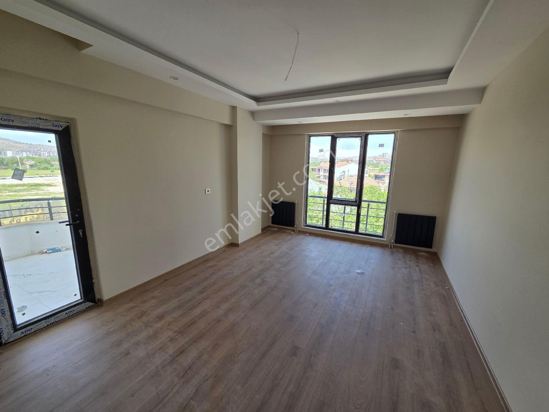 Sürsürü Toki Yakını | Sıfır 2+1 | Cadde Üzeri | Şehir Manzaralı - Görsel 11