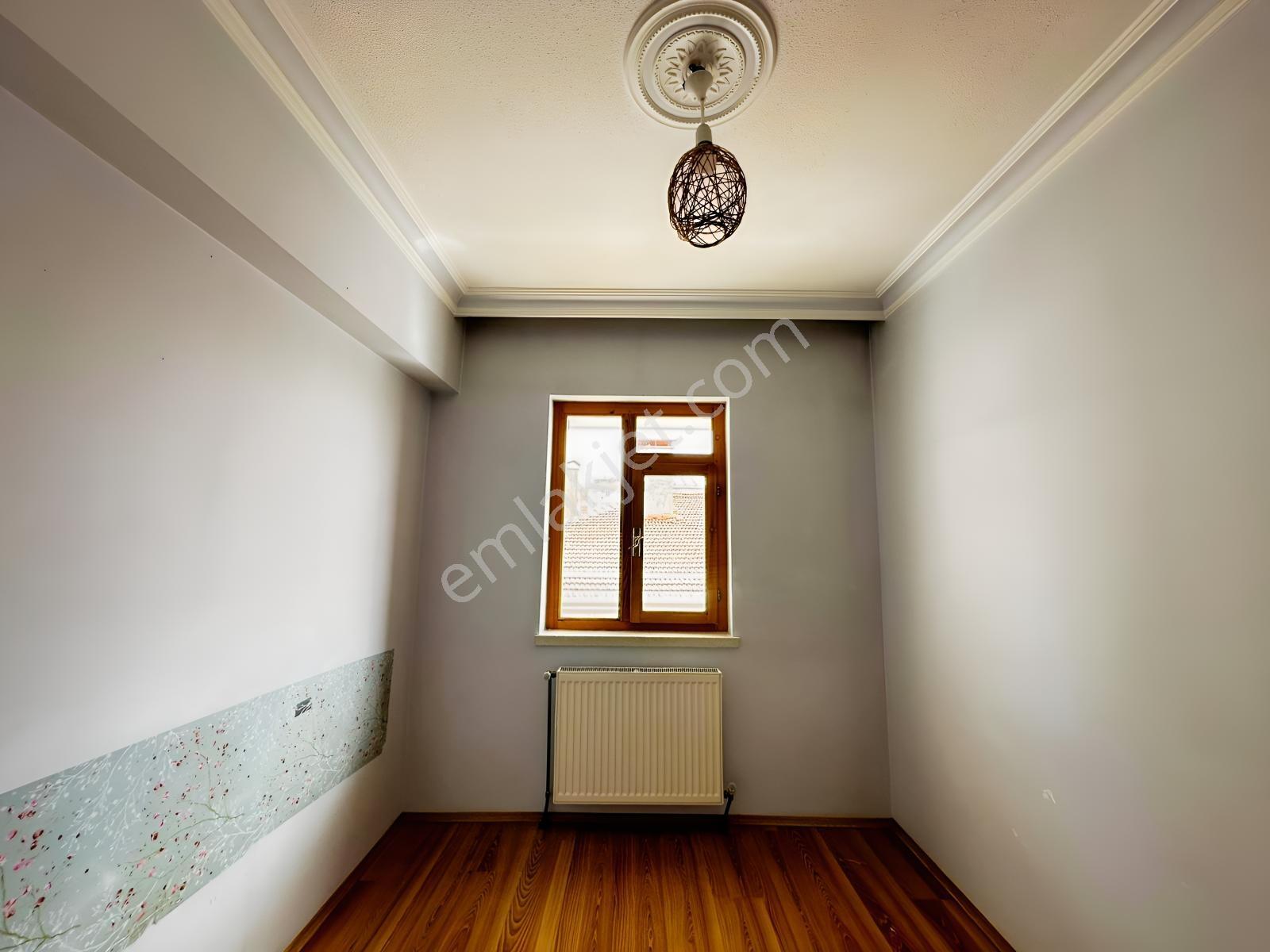 Engin Emlak'tan Mimar Sinan Mah. Güney Cephe E. Banyo'lu 3+1 - Görsel 24