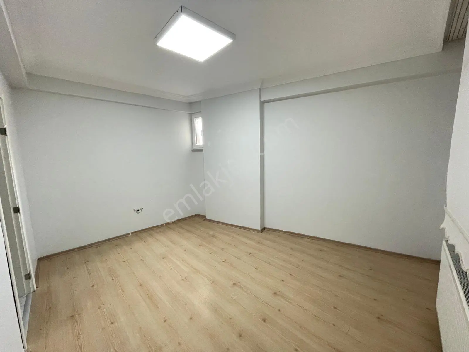 B&u Gayrimenkulden Çarşının Merkezinde. Kiralık 7+2 Daire - Görsel 28