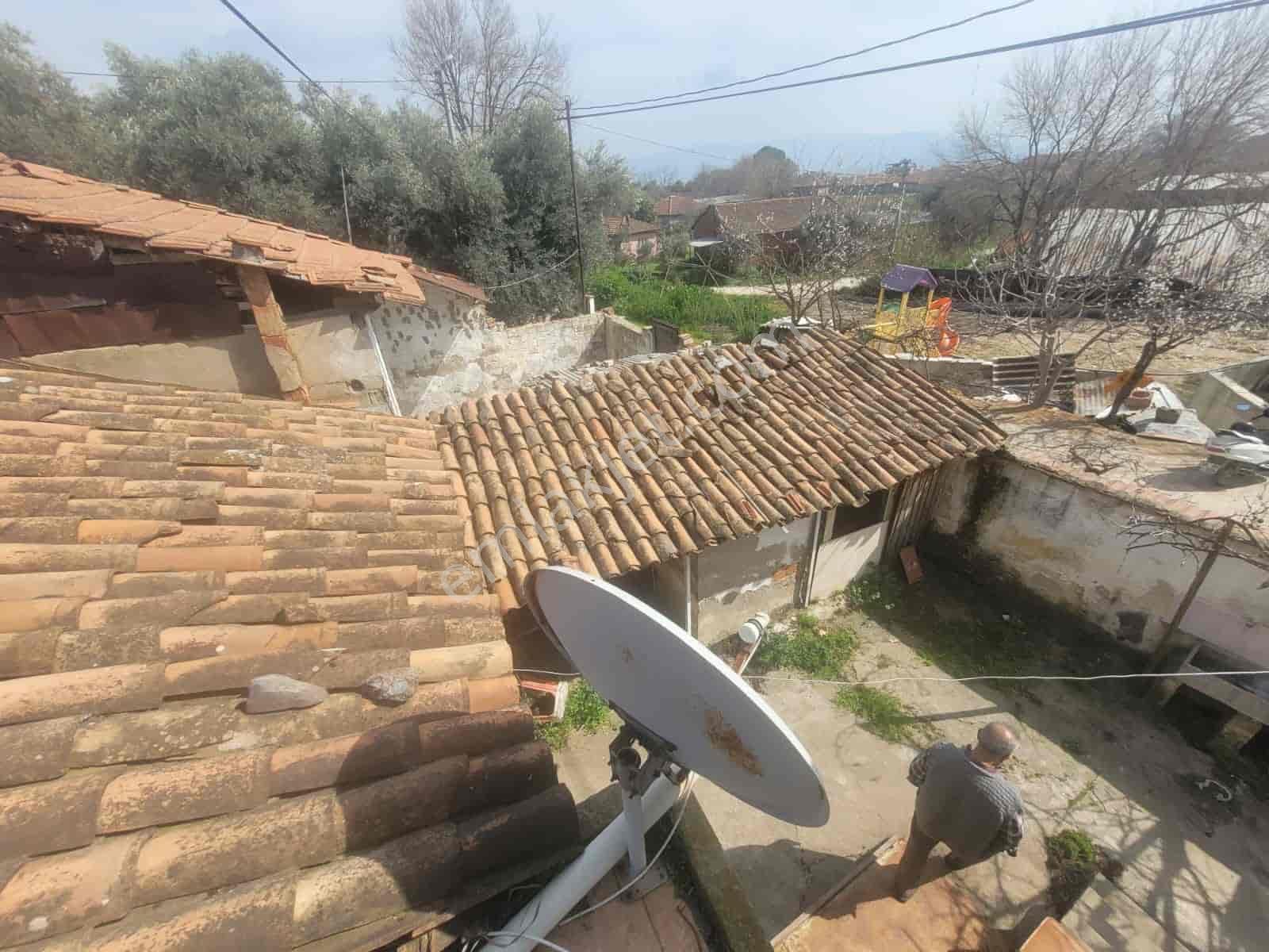 Meta'dan Satılık 2+1 Teraslı Bahçeli Müstakil Ev - Görsel 2
