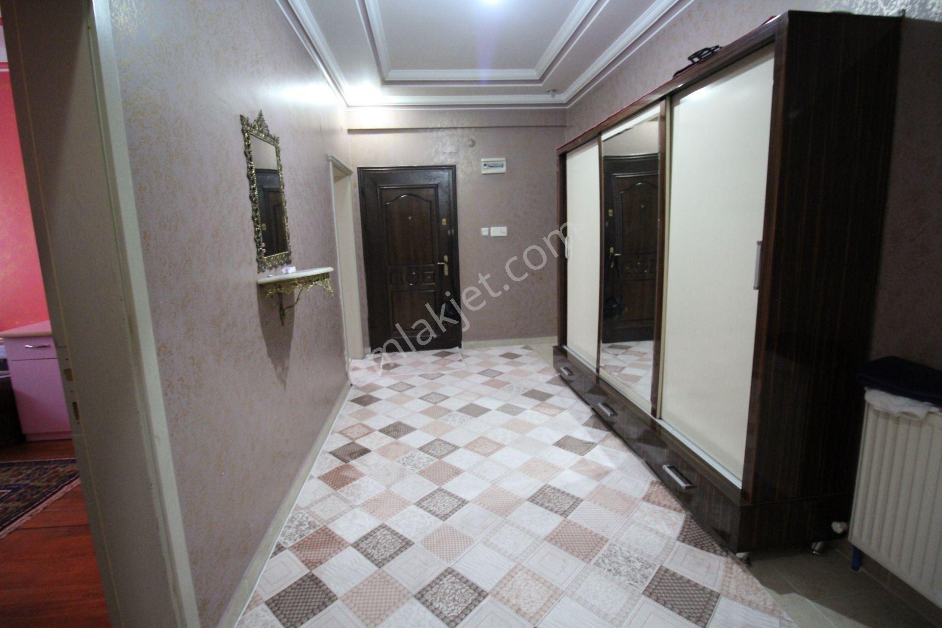 Aksaray Taşpazarda Aliağa Cami Yanı Anayolda Satılık İşyeri-ofis - Görsel 4