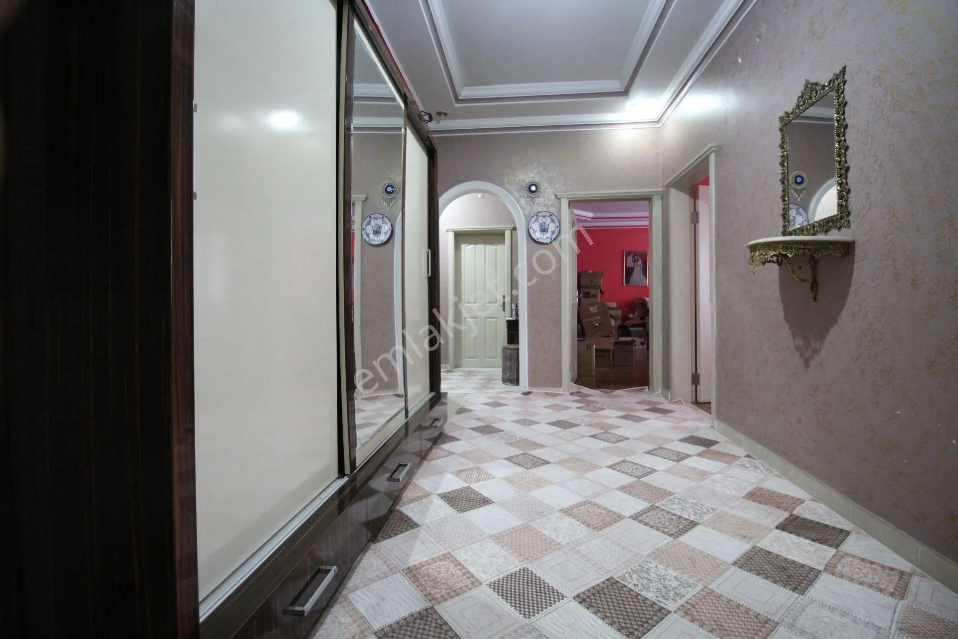 Aksaray Taşpazarda Aliağa Cami Yanı Anayolda Satılık İşyeri-ofis - Görsel 2