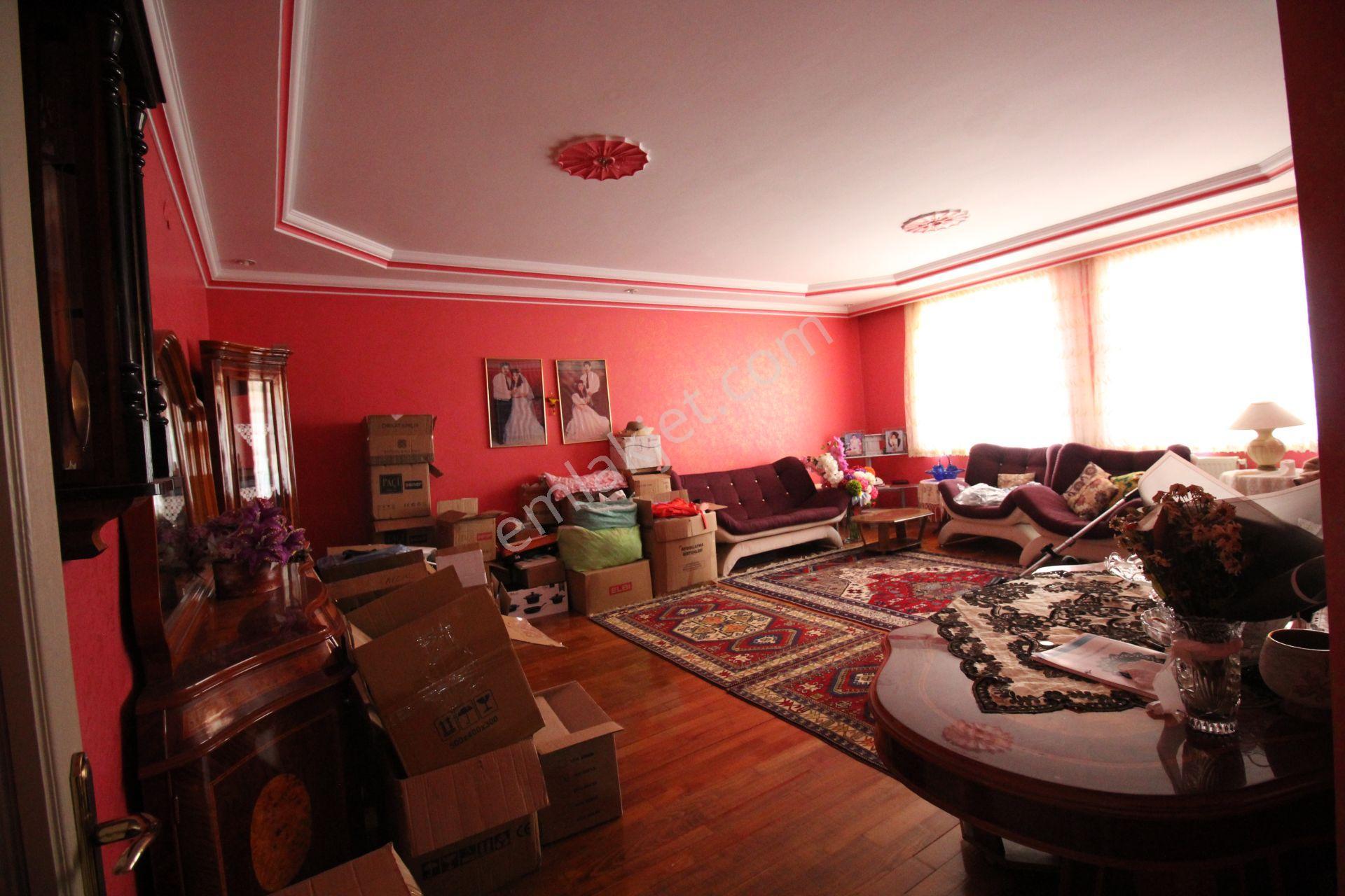 Aksaray Taşpazarda Aliağa Cami Yanı Anayolda Satılık İşyeri-ofis - Görsel 16