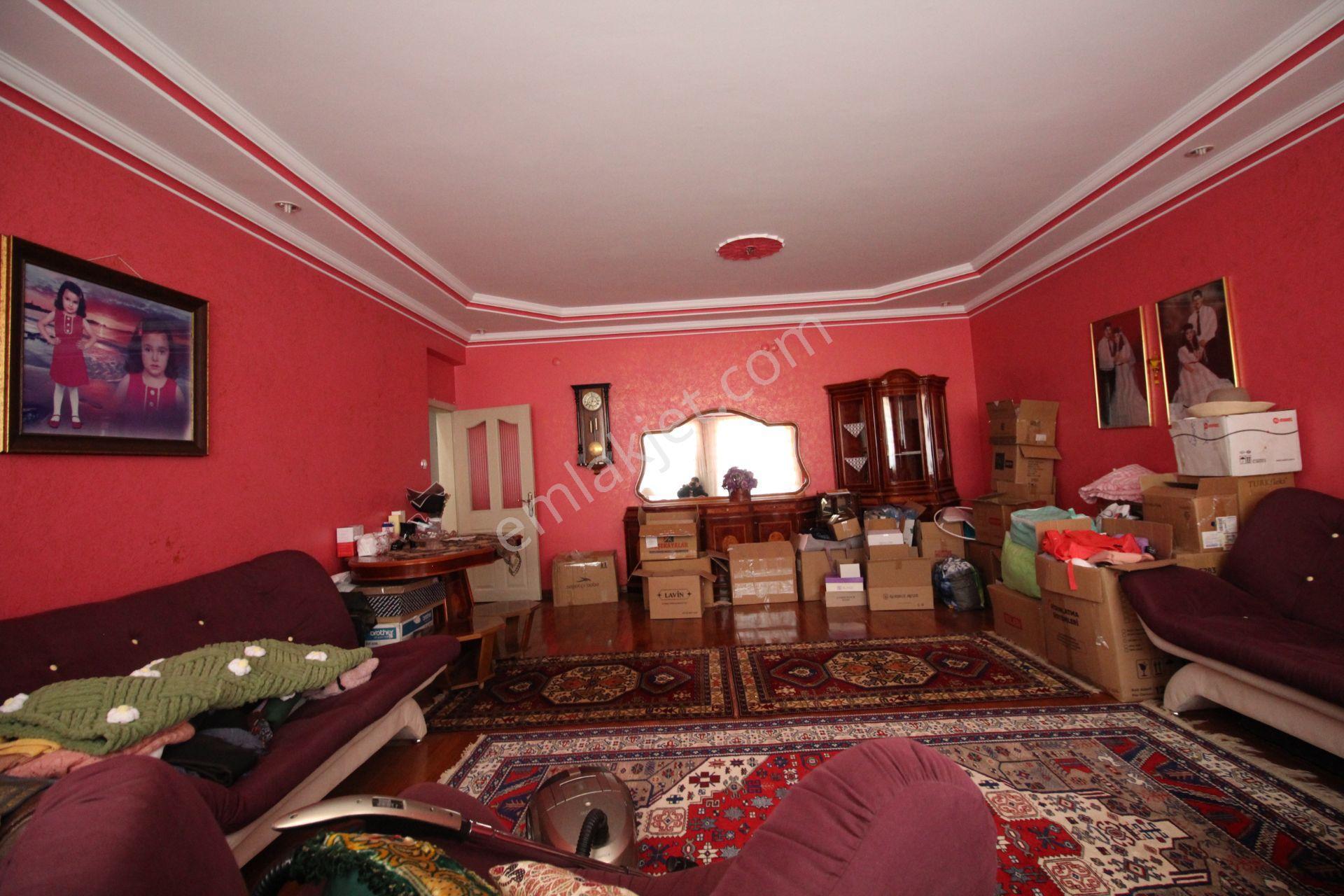 Aksaray Taşpazarda Aliağa Cami Yanı Anayolda Satılık İşyeri-ofis - Görsel 14