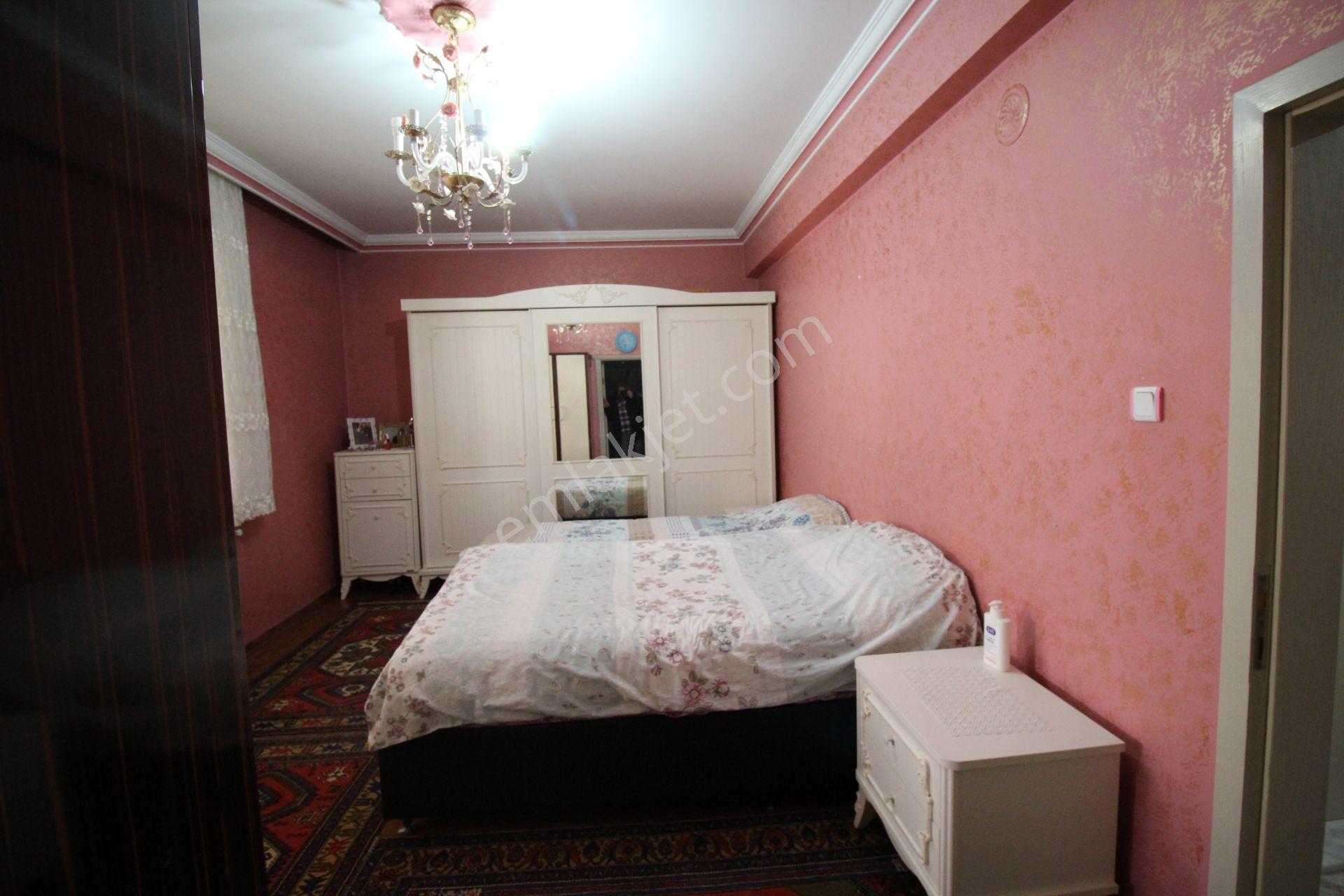 Aksaray Taşpazarda Aliağa Cami Yanı Anayolda Satılık İşyeri-ofis - Görsel 18