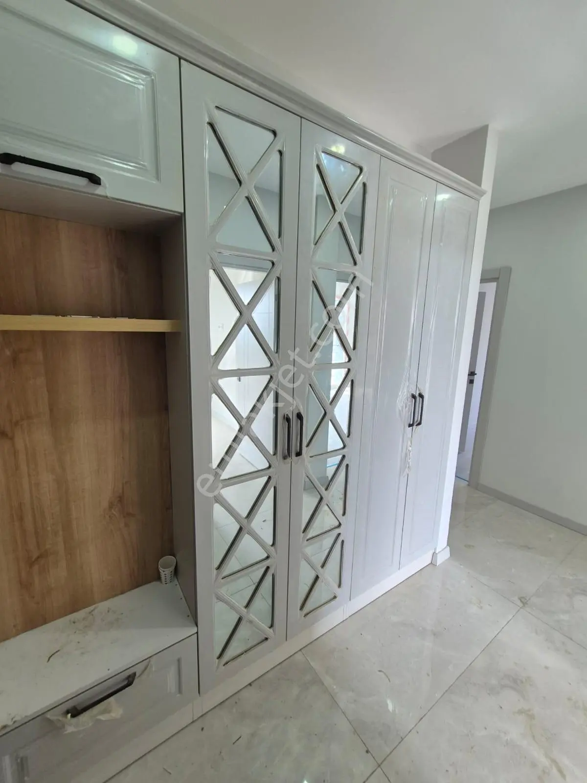 Delux'den Atatürk Mh.'de 3+1 Sıfır Lux Kiralık Bahçekatı Daire
