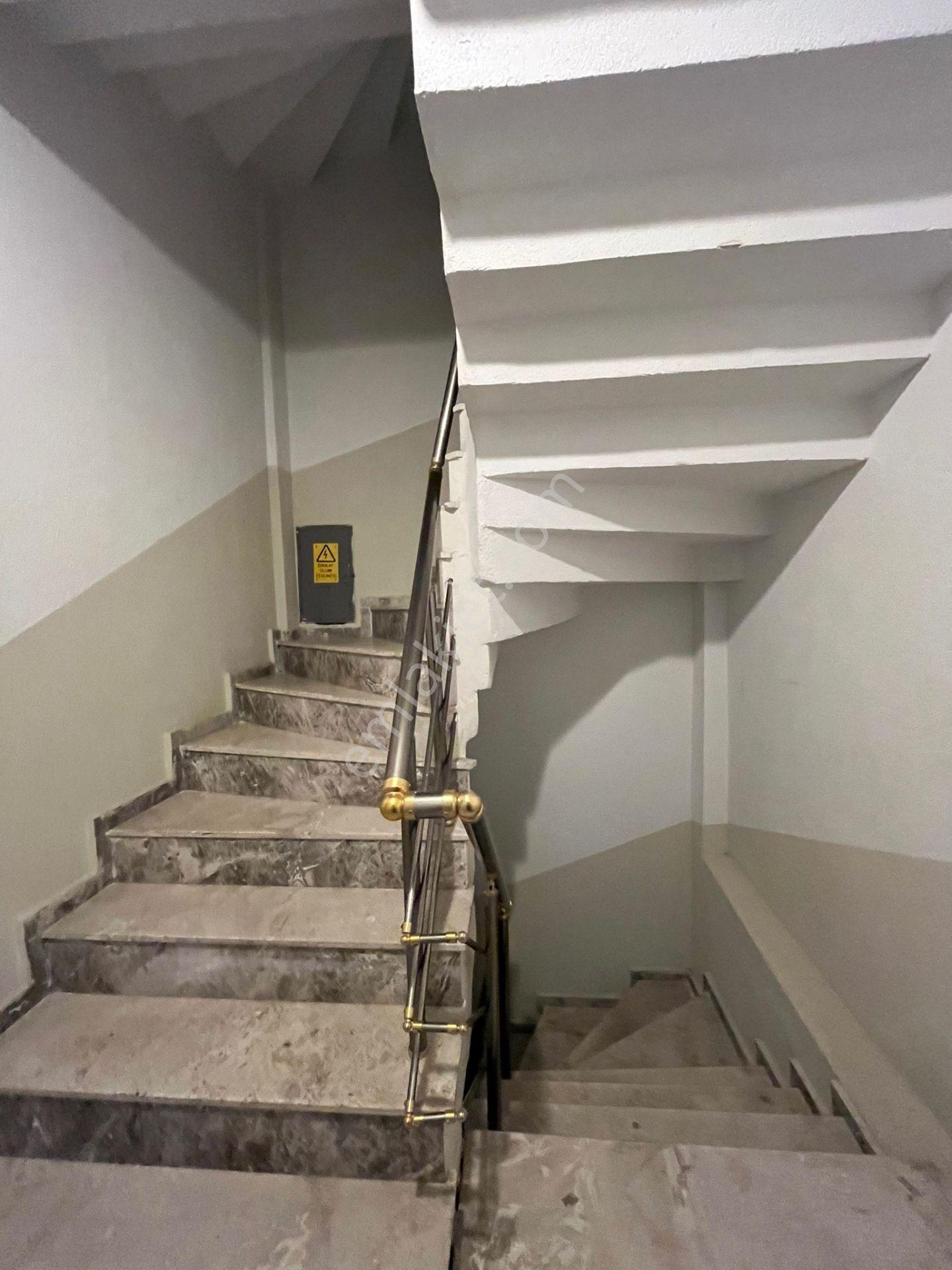 Kırklareli Merkez Karakaş Mah. Merkezi Konumda Eşyalı 1+1 Daire - Görsel 6
