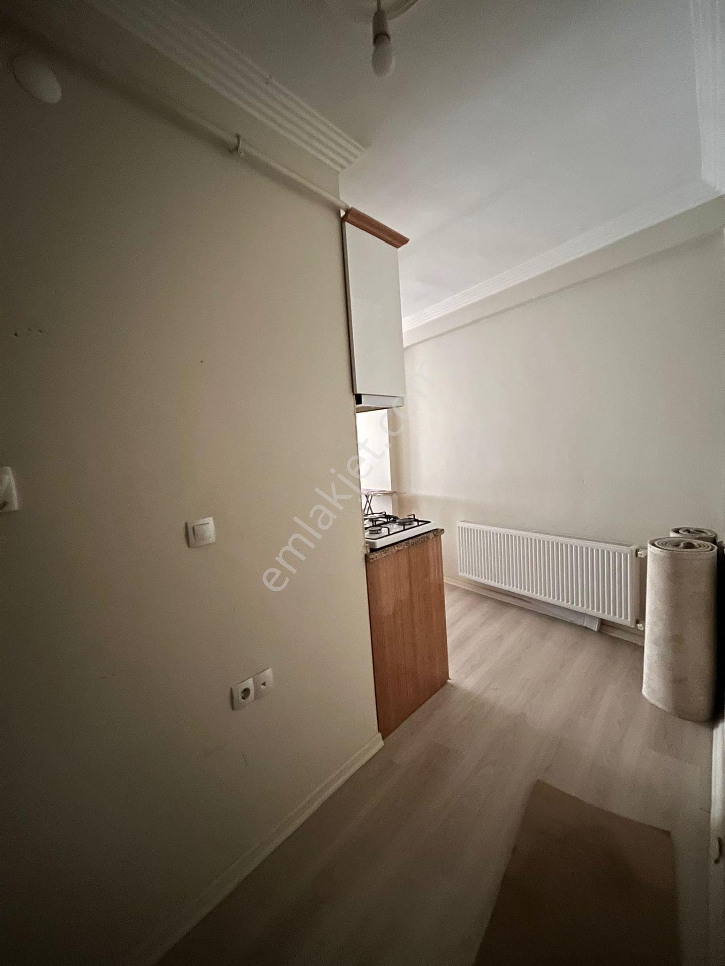 Kırklareli Merkez Karakaş Mah. Merkezi Konumda Eşyalı 1+1 Daire - Görsel 22