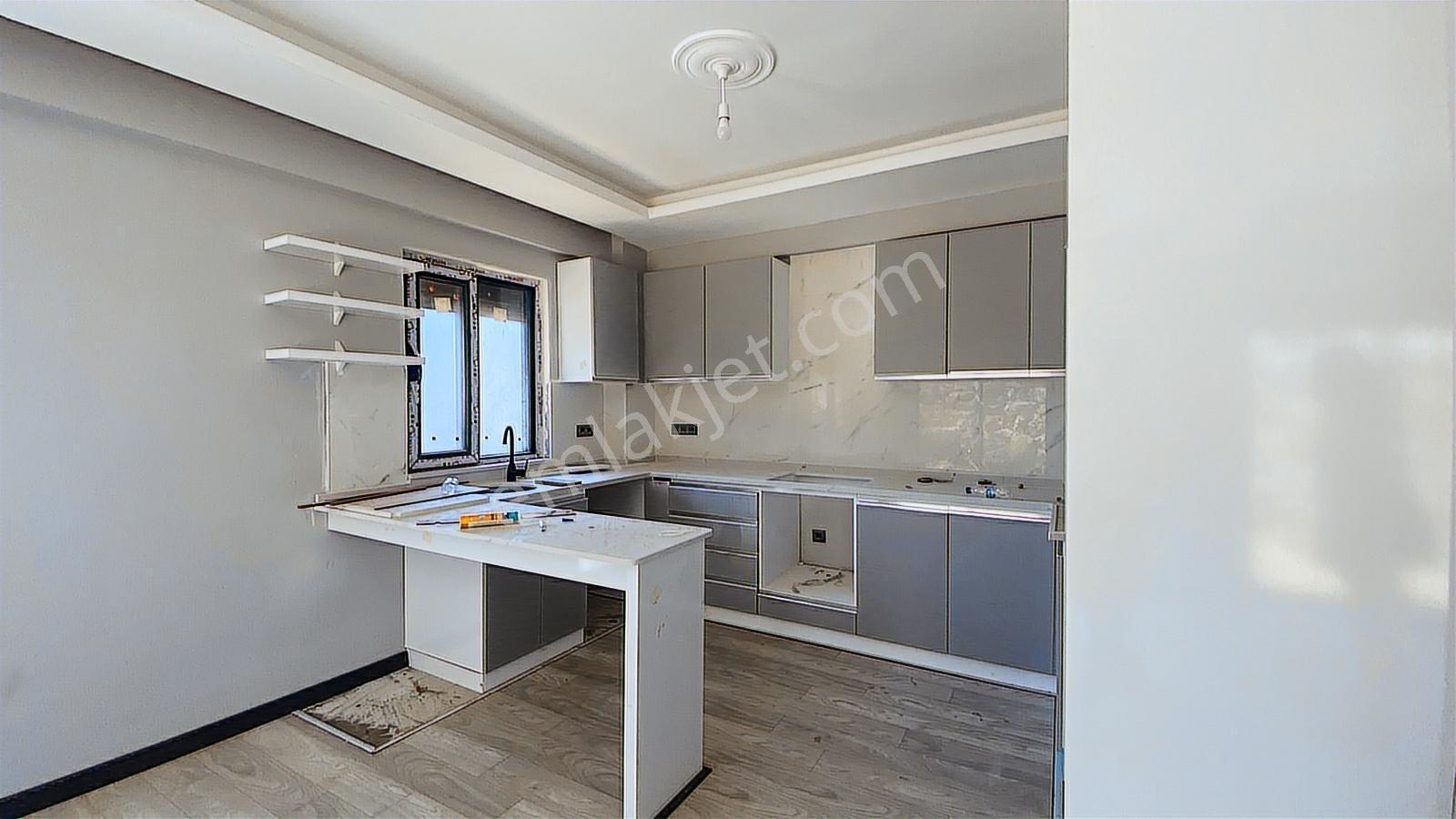 Milas Kıyıkışlacık'ta Satılık Denize 150 Metre 3+1 4+1 Villa - Görsel 22