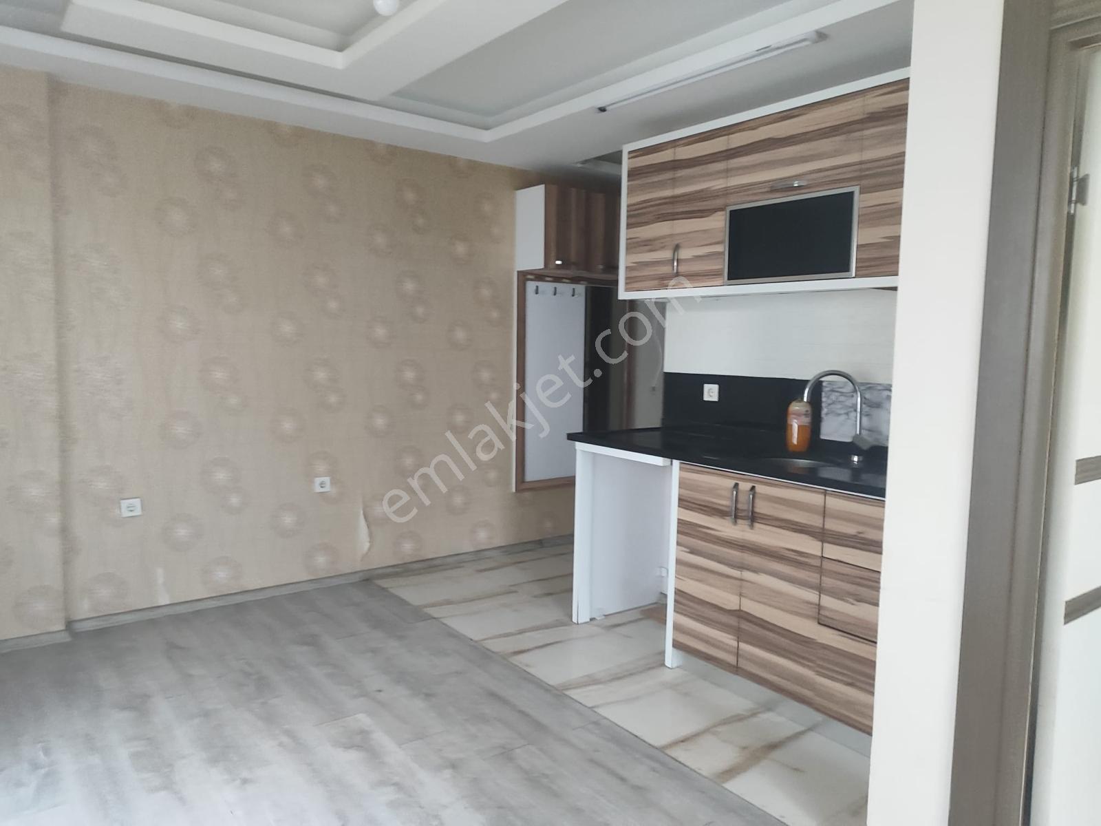 Atmacadan Mezitlide 1+1 Eşyasız Kiralık Lüks Daire - Görsel 2