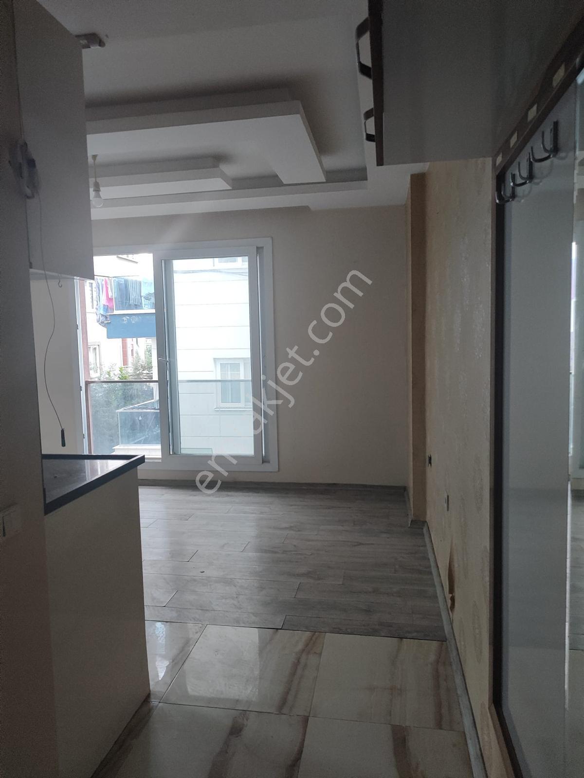 Atmacadan Mezitlide 1+1 Eşyasız Kiralık Lüks Daire - Görsel 3