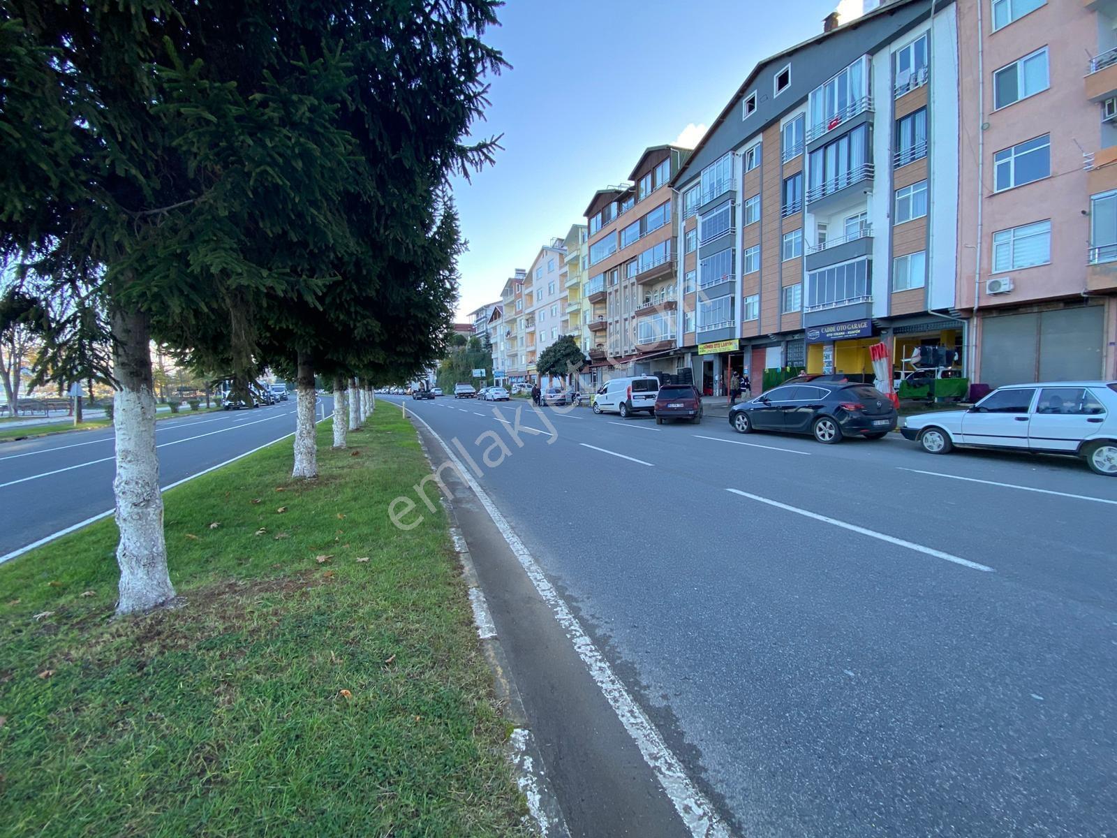 Century 21'den Perşembe'de Deniz Kenarında Anacadde Üzeri Dükkan - Görsel 12