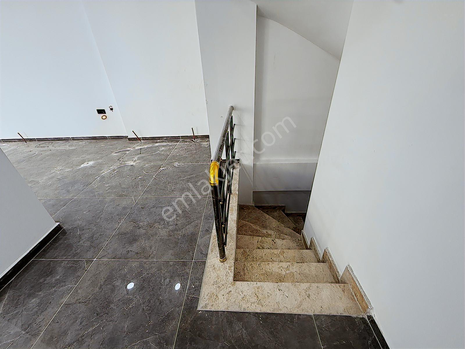 Mehmetbeyoğlndan Satlk 0 Depolu Dükkan 160m2 Merkezi Süper Konum - Görsel 5