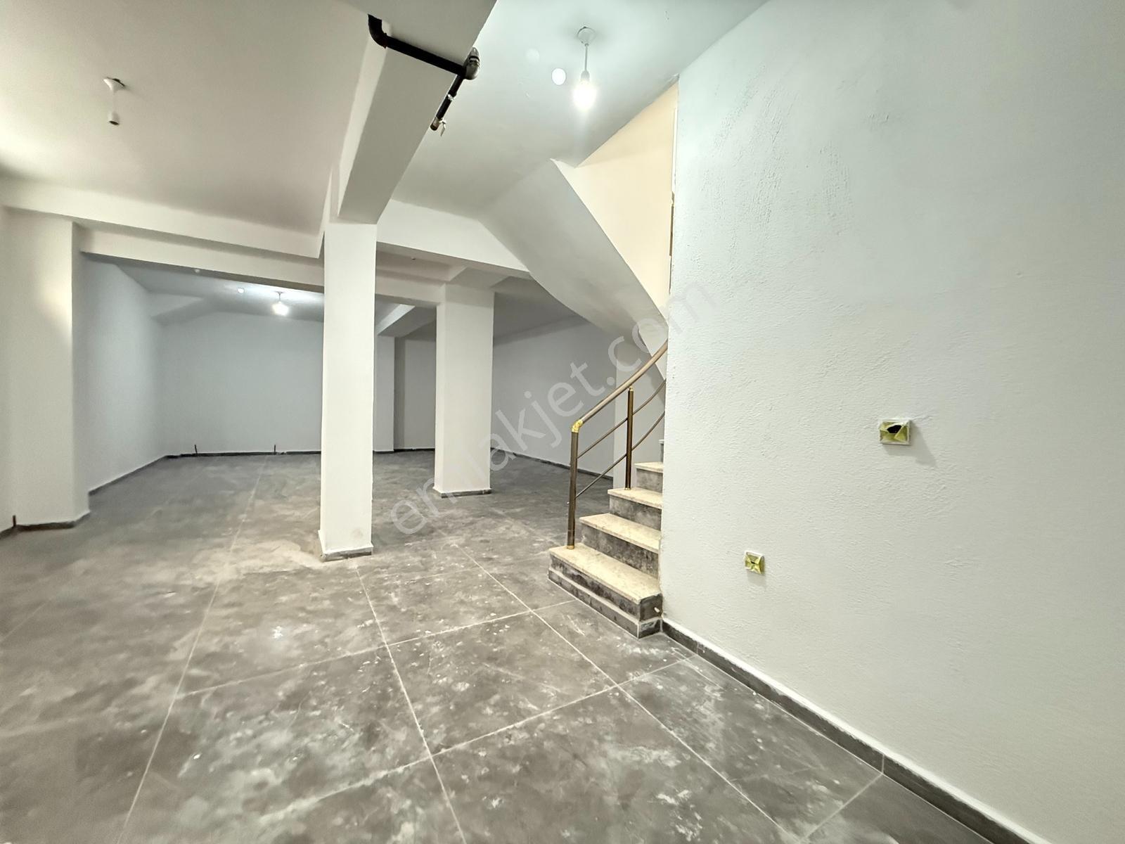 Mehmetbeyoğlndan Satlk 0 Depolu Dükkan 160m2 Merkezi Süper Konum - Görsel 9