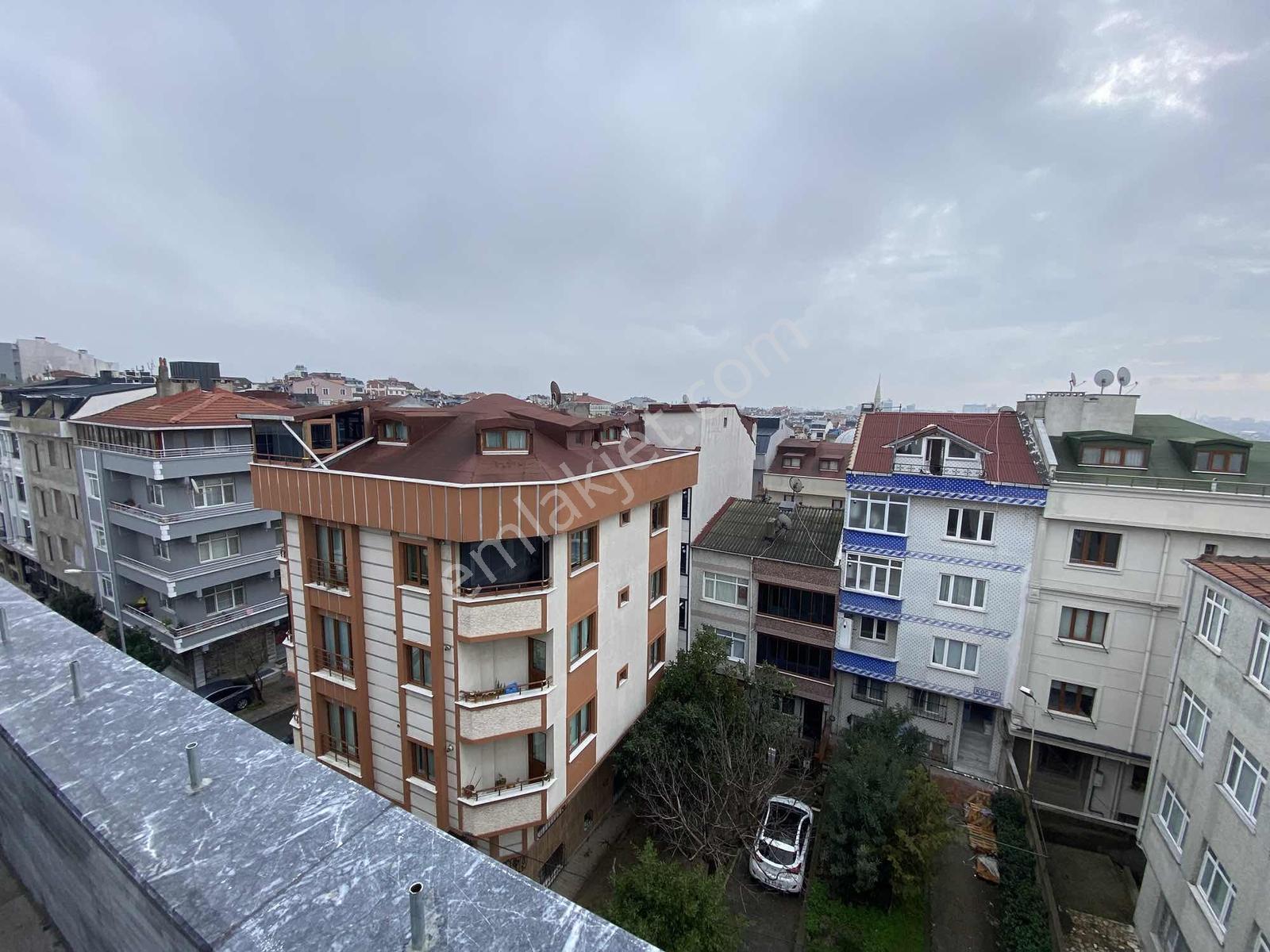 Mehmtbeyoğlndan Ultra Lüx Mükemel Knum 2+1 100m2 Çatı Katı Daire - Görsel 13