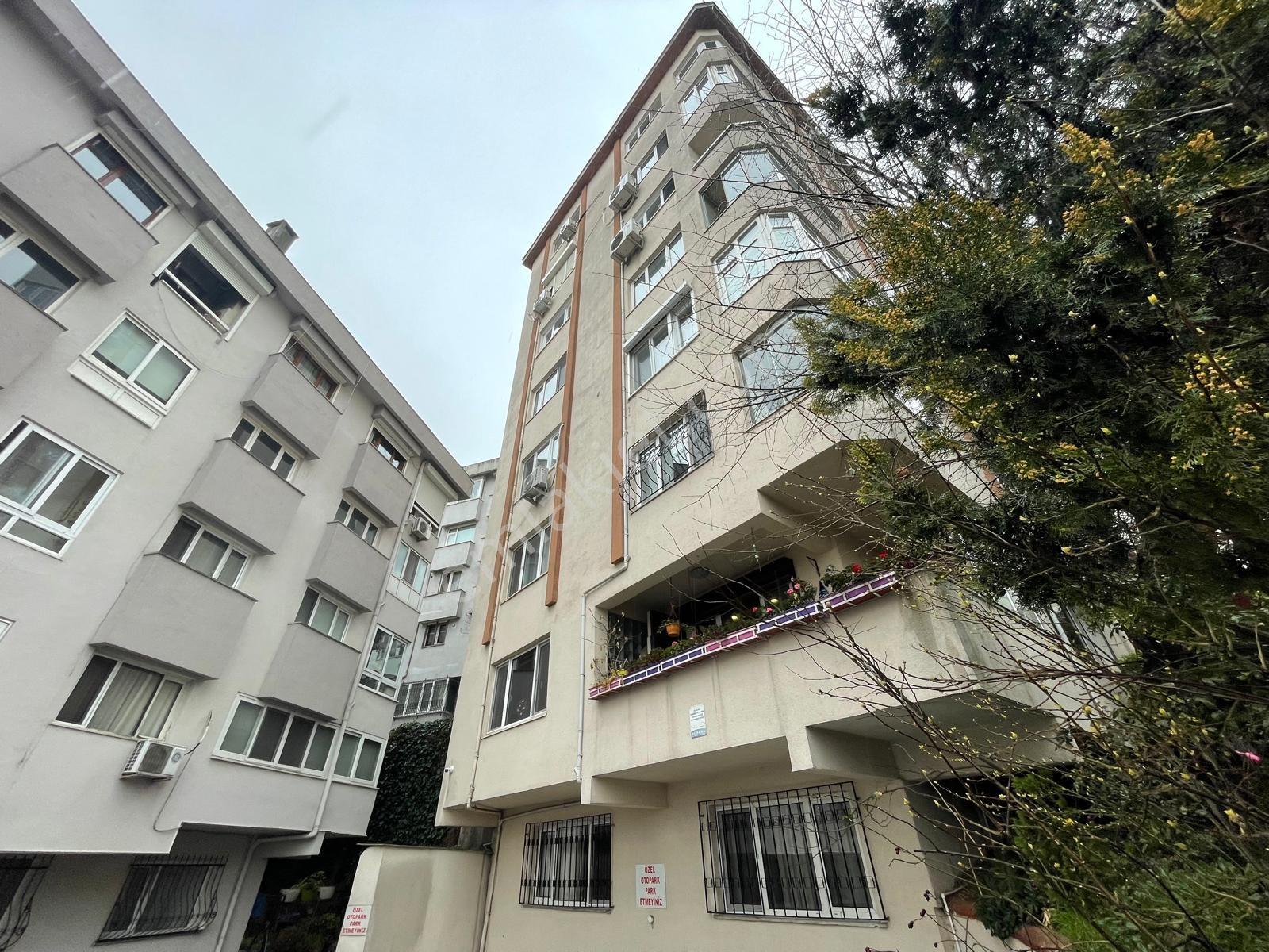 Nişantaşı Teşvikiye Mahallesinde Balkonlu Otoparklı 3+1 Satılık - Görsel 32