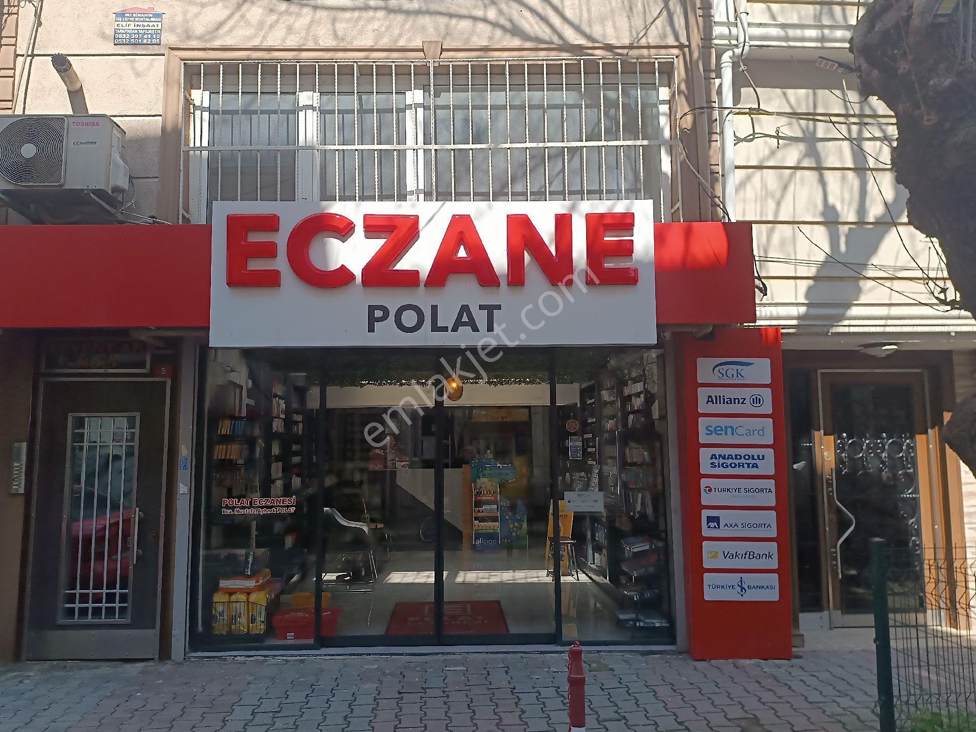 Rami Merkezde 3 Katlı Depolu Kiracılı 100 M2 Satılık Dükkan