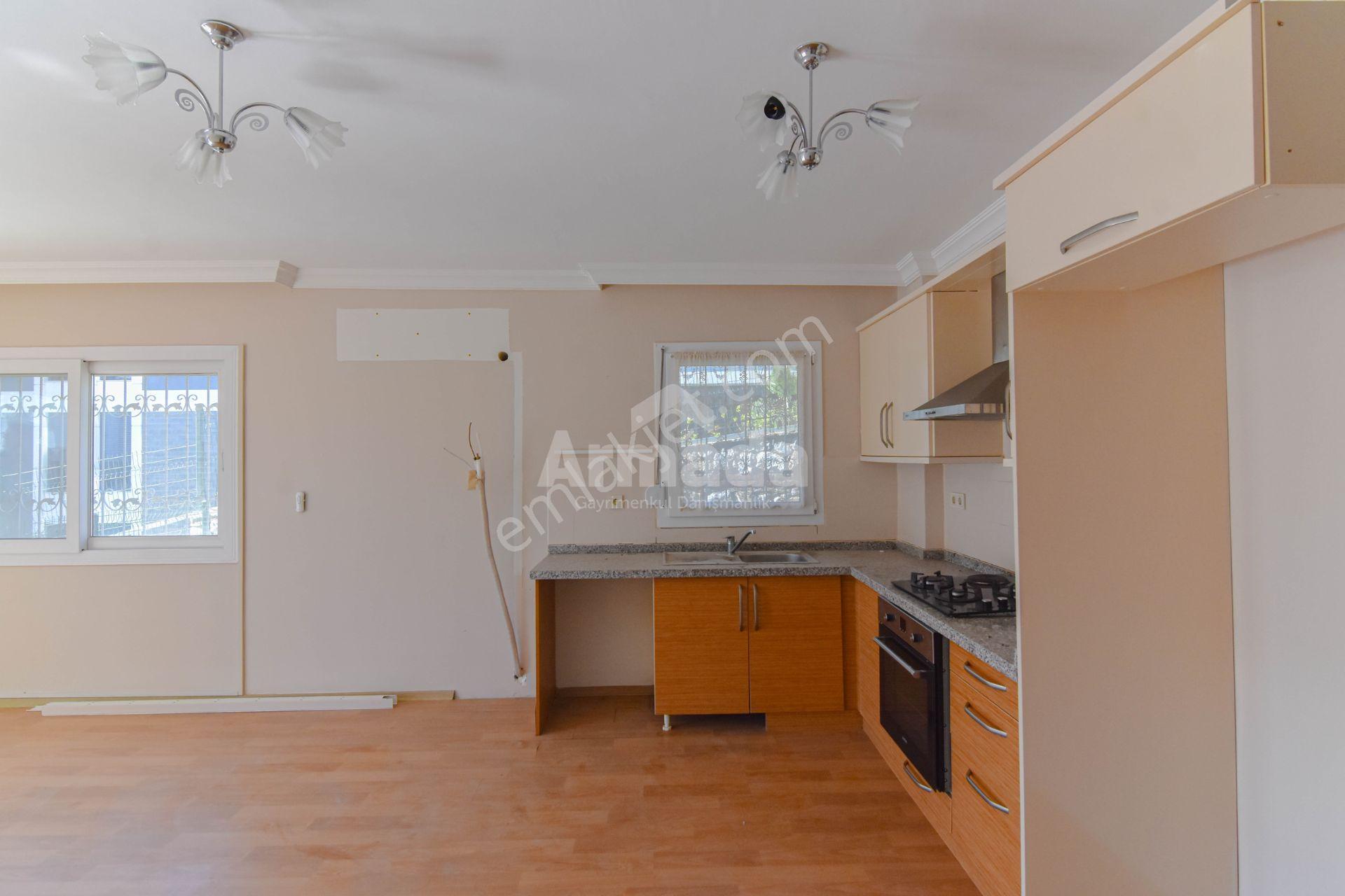 Kuşadası Değirmendere Havuzlu Sitede Deniz Manzaralı 2+1 Daire - Görsel 5