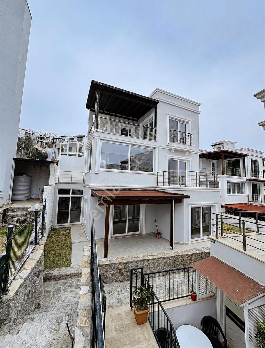 !!! Bodrum Akyarlar'da Denize Yakın 5+2 Villa !!! - Görsel 6