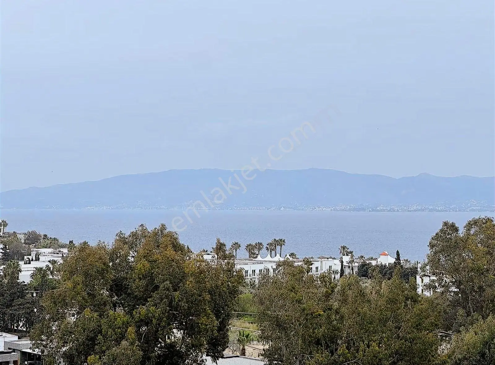 !!! Bodrum Akyarlar'da Denize Yakın 5+2 Villa !!!