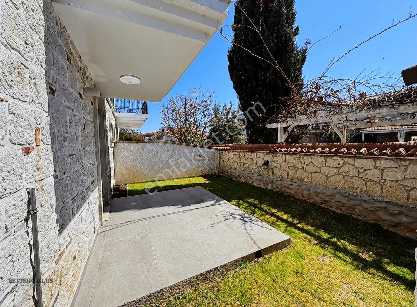 Better Call Us'dan Alaçatı'da Kiralık 3+1 Havuzlu Villa - Görsel 13