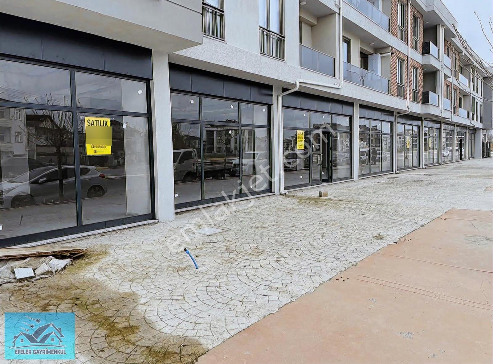 Sakarya Adapazarı Tepekum Caddesi Üzeri 1400 M² Satılık Dükkan - Görsel 3