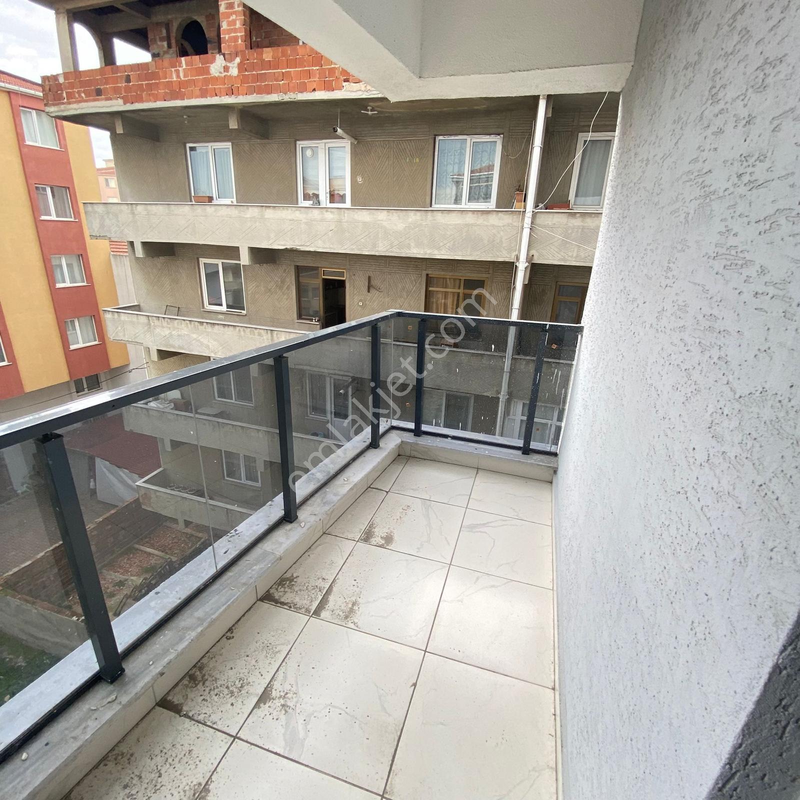 Çorlu Atatürk Bulvarına Sıfır Kiralık 1+1 Daire - Görsel 6