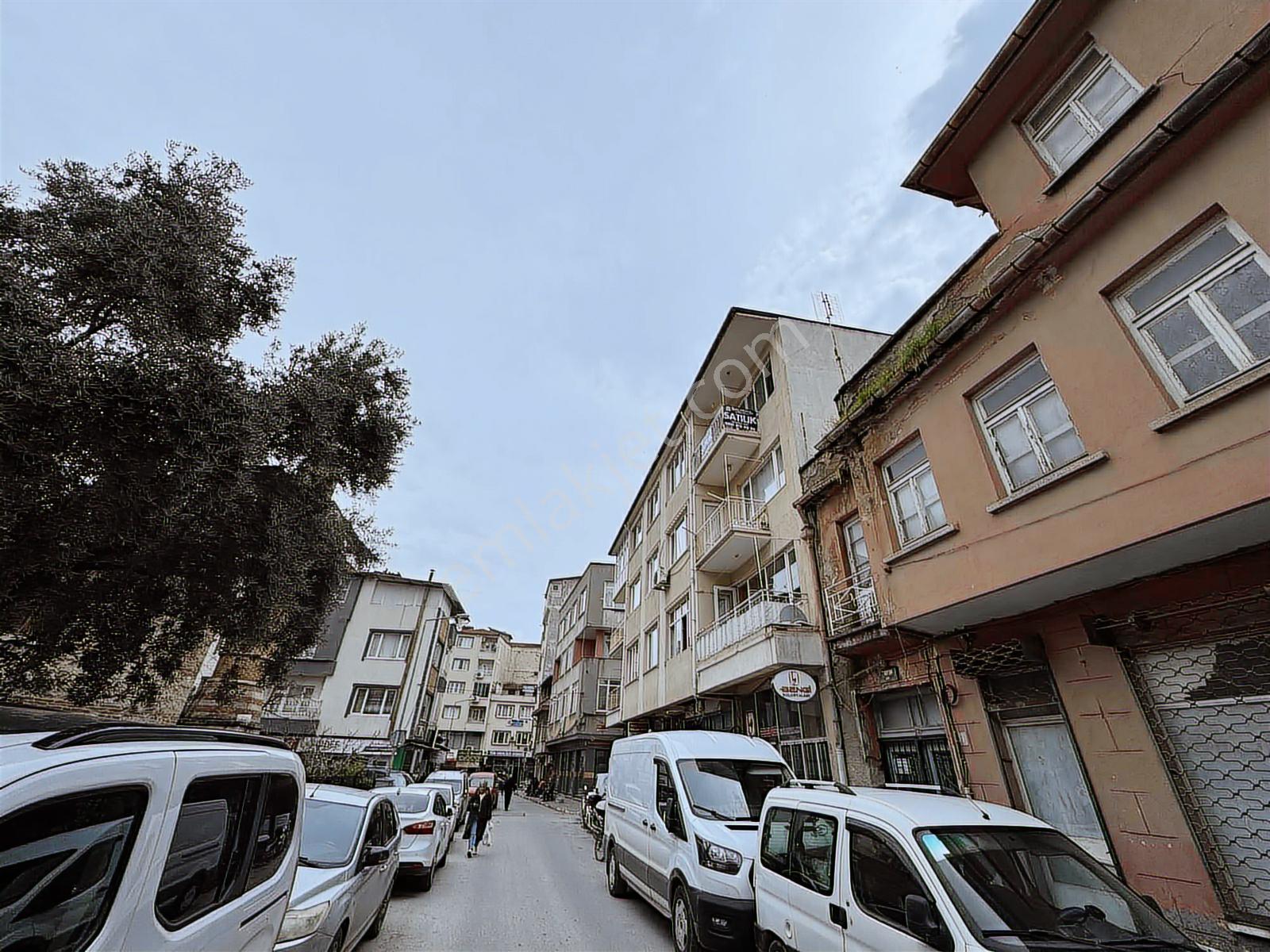 Balnovadan Çarşı Merkezde 2+1 Satılık Daire - Görsel 14