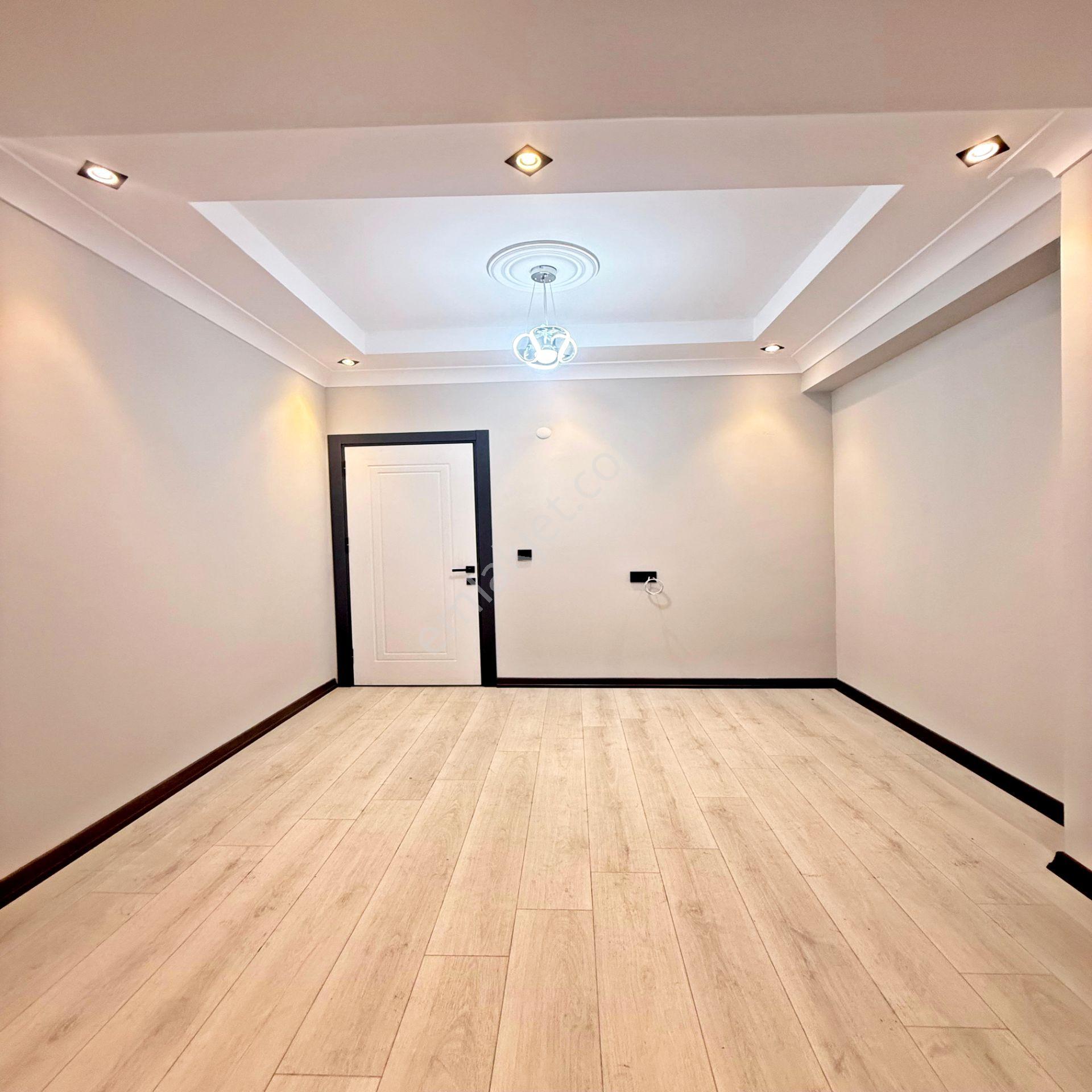 Bahçeşehir Lokasyonlu Yatırıma Uygun Daire - Görsel 9