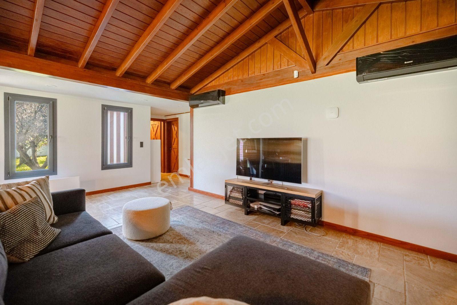 Gümüşlük’te 2 Dönüm Arsa İçinde Müstakil Villa. - Görsel 14