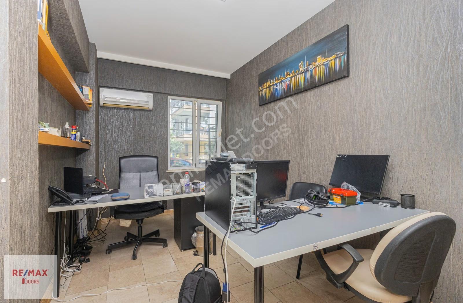 Meydan Kavağında Tam Donanımlı, Depolu, Otoparklı Satılık Ofis - Görsel 9