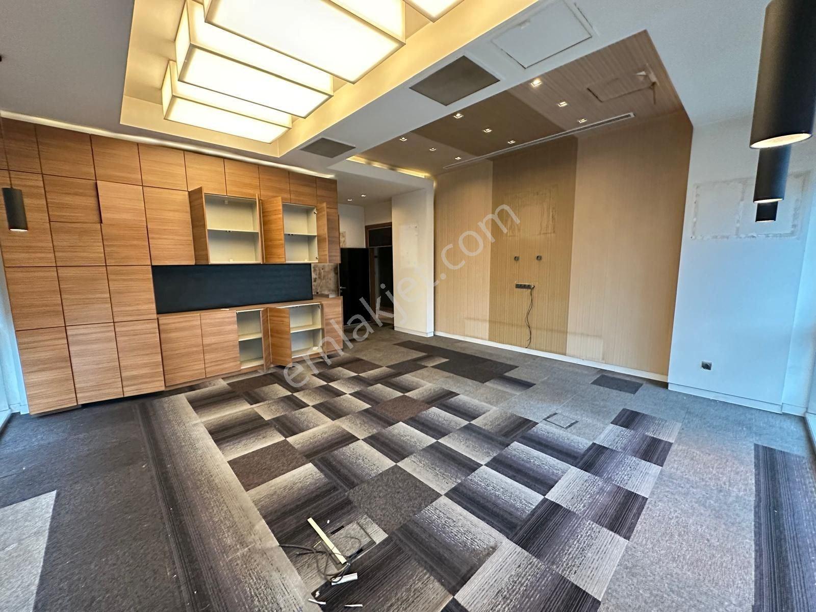Şekerpınarda 4.800m2 Tek Kat Kiralık Fabrika / Üretim Tesisi - Görsel 24