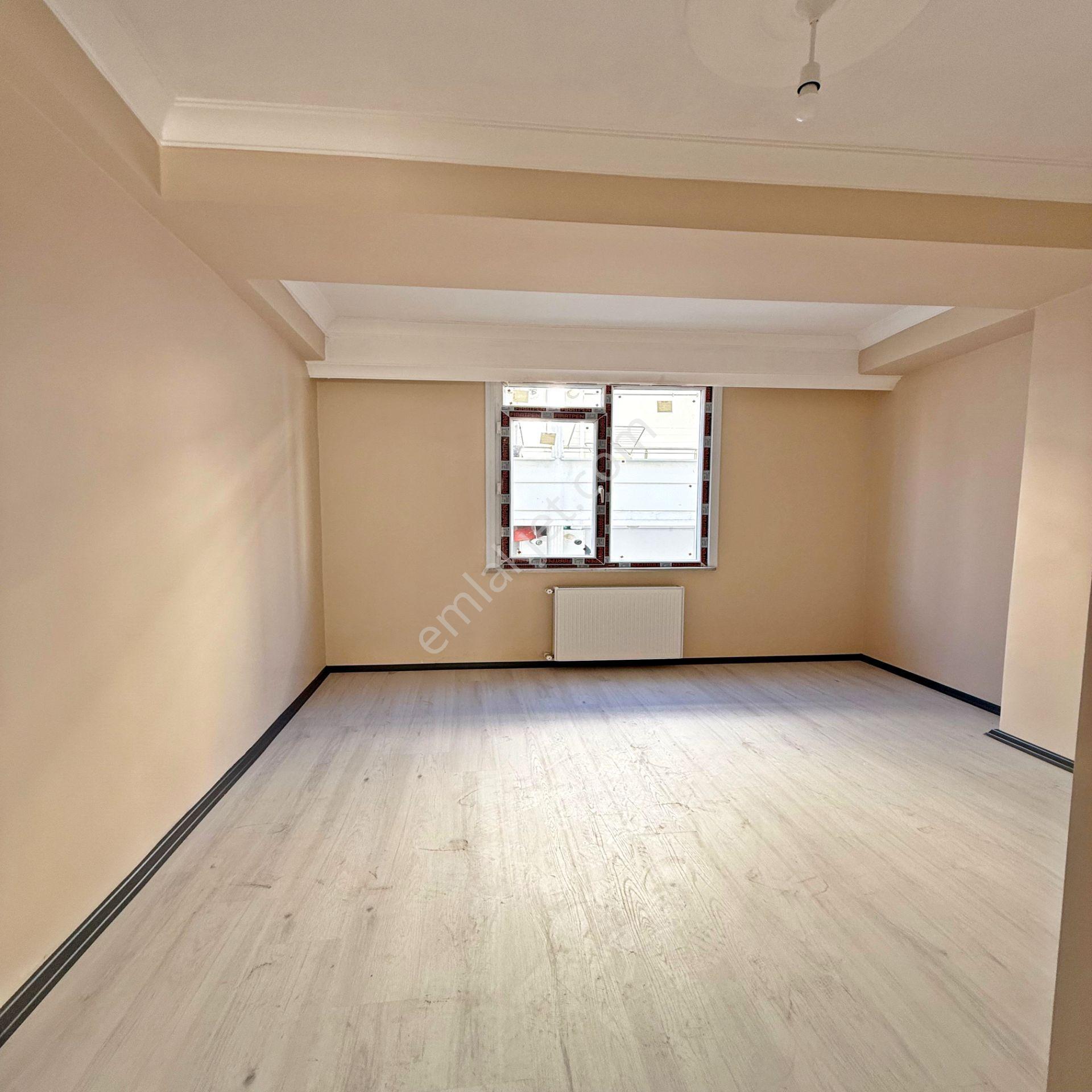 Bahçeşehir Lokasyonlu Yatırıma Ve Oturuma Uygun Satılık Daire - Görsel 8