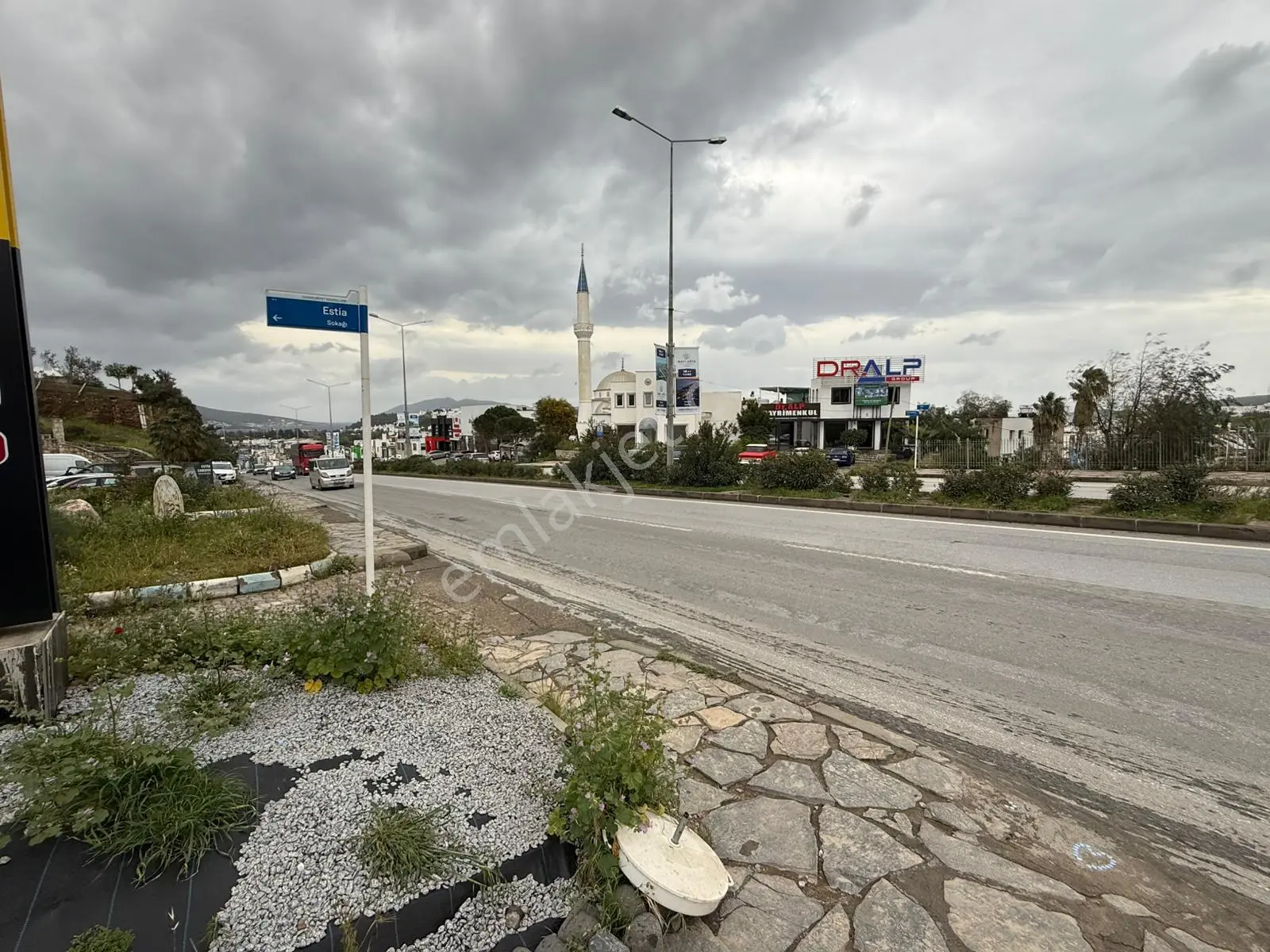 Konacık Ana Cadde Üstü Satılık Büro - Görsel 3