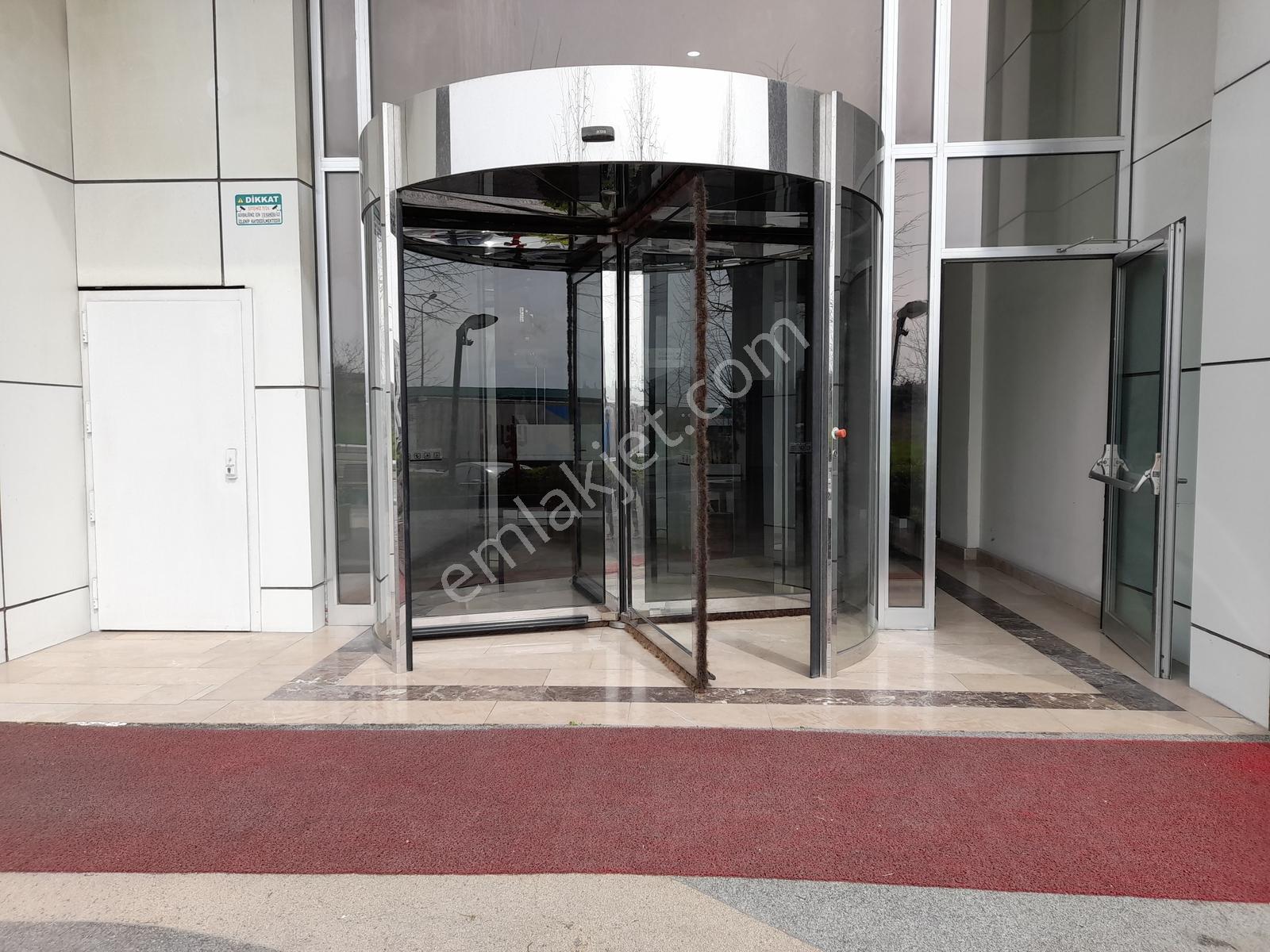 Bahçekent Ticaret Merkezinde 127 M2 Kiralık Ofis - Görsel 24