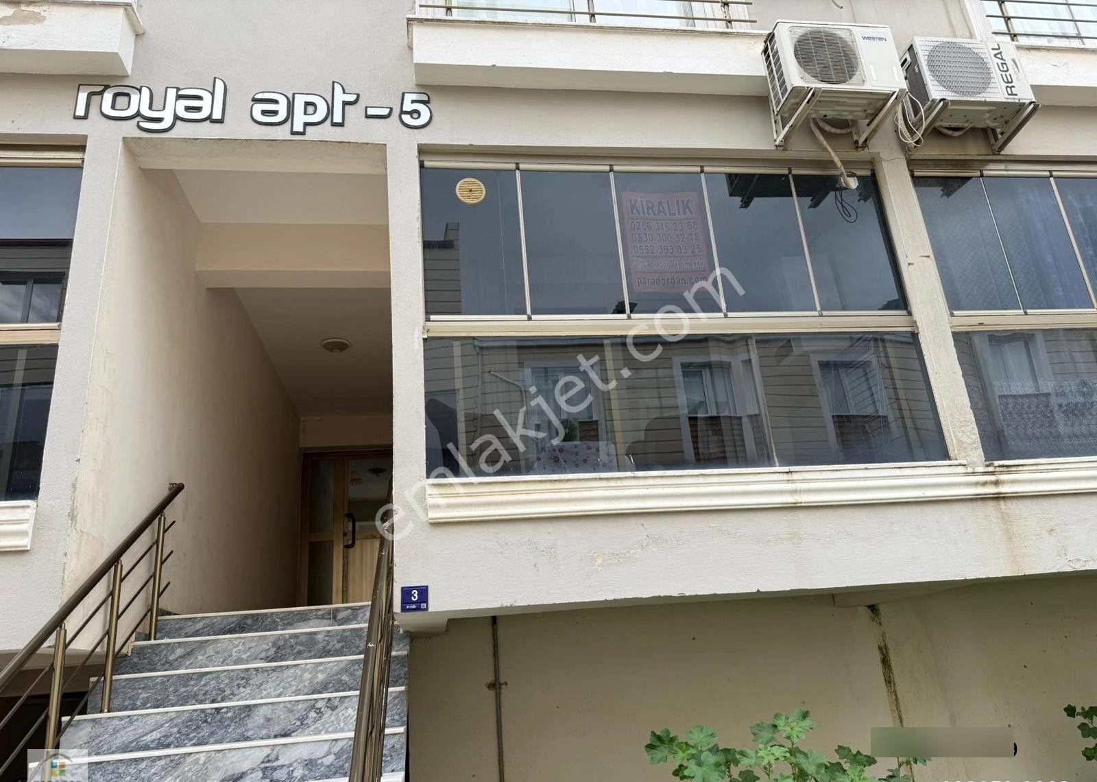 Aydın Nazilli İsabeylide Eşyalı Kiralık 1+1 Balkonlu Daire - Görsel 12