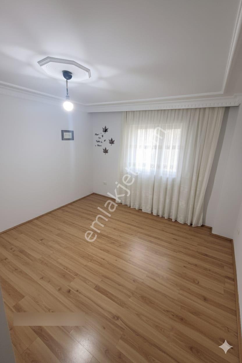 Orta Mah'de E5'e Yakın Ferah Temiz 3+1 Satılık Daire - Görsel 21