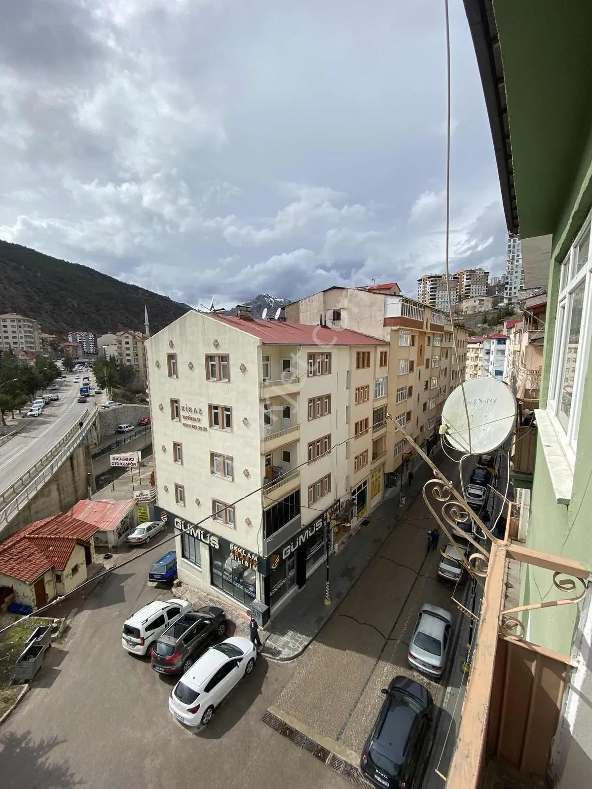 2y Duman Emlak'tan Çarşı İçinde Güneş Alan 2+1 Satılık Daire - Görsel 2