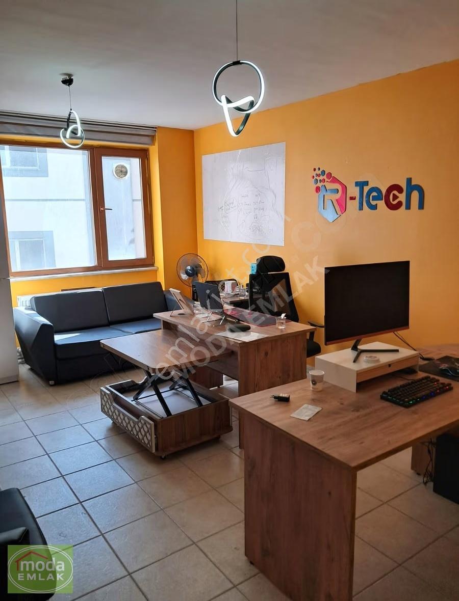 Çarşı'da İş Merkezinde Kapalı Otoparklı Kiralık 1+1 Ofis - Görsel 3