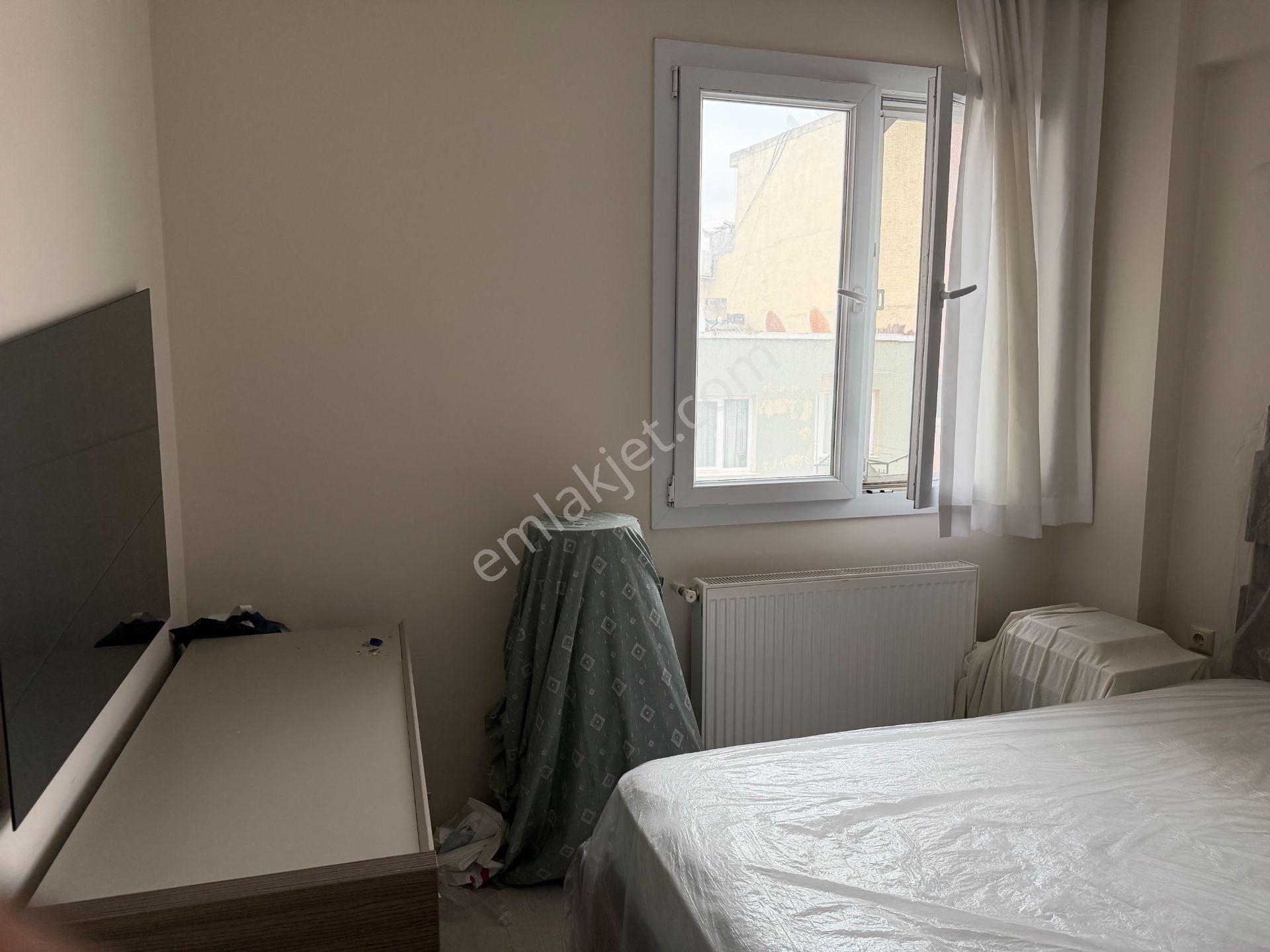Karşıyaka Nergiz Dedebaşında Full Eşyalı Kiralık Lüx 2+1 Daire - Görsel 24