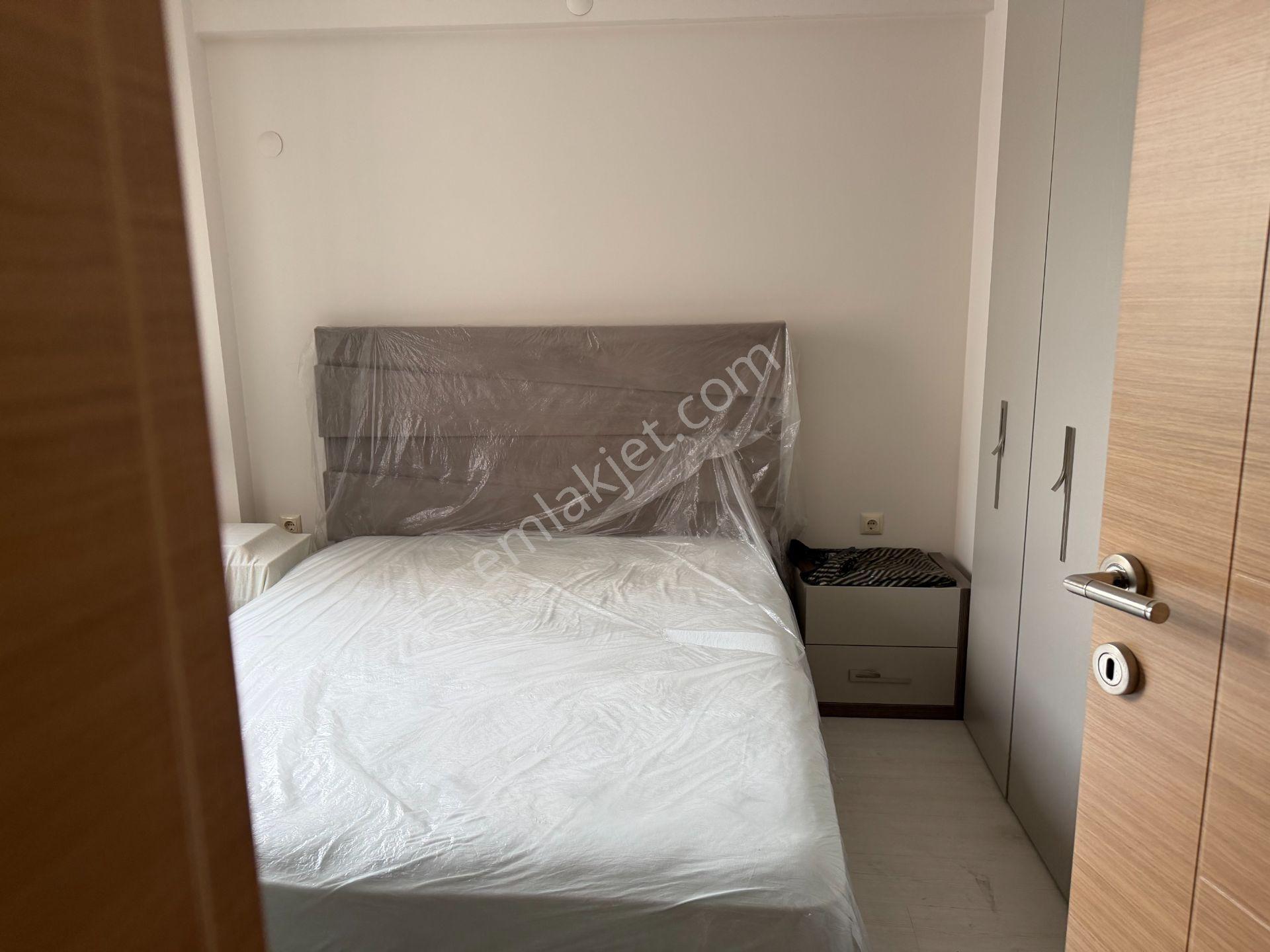Karşıyaka Nergiz Dedebaşında Full Eşyalı Kiralık Lüx 2+1 Daire - Görsel 19