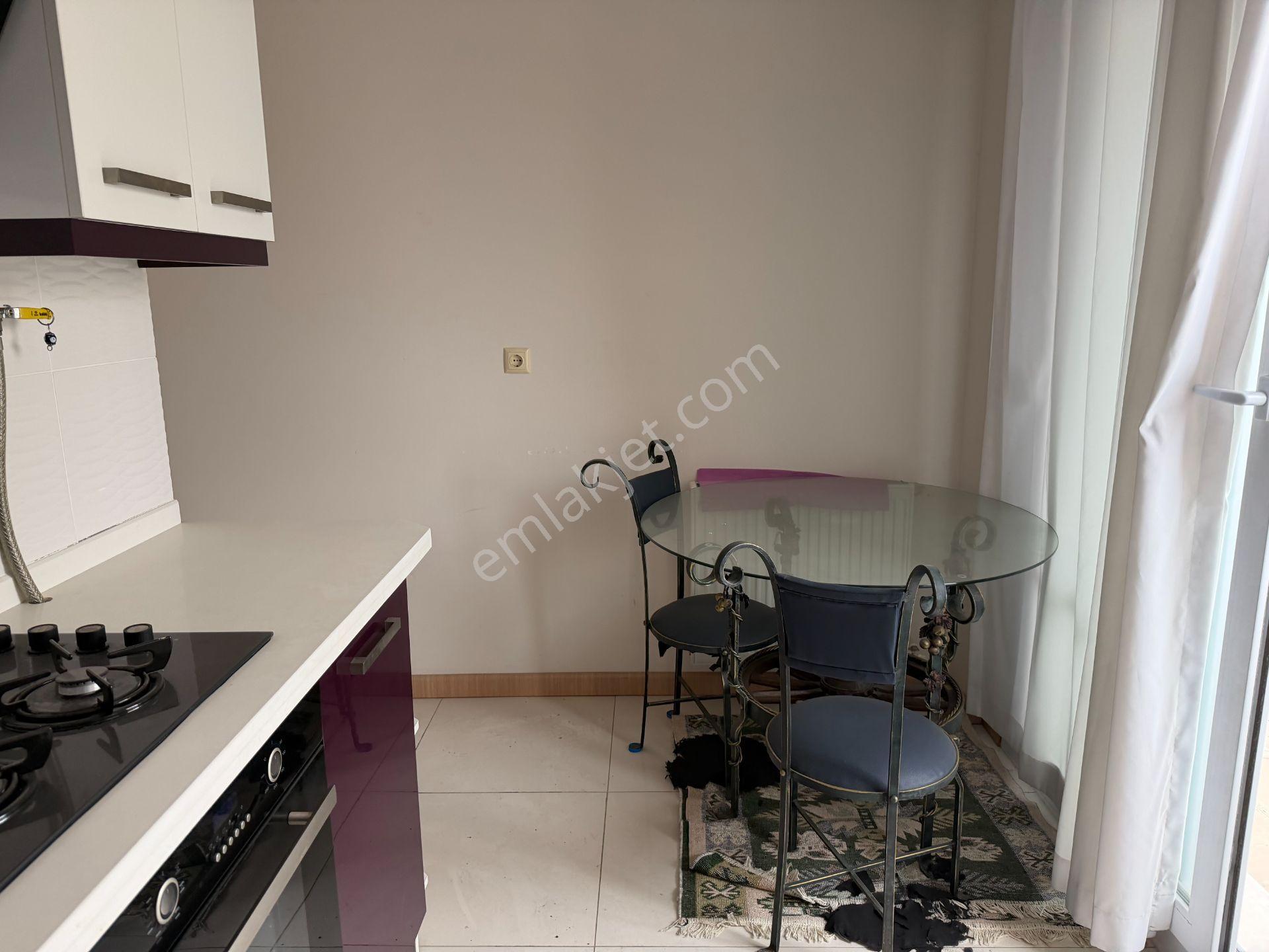 Karşıyaka Nergiz Dedebaşında Full Eşyalı Kiralık Lüx 2+1 Daire - Görsel 10
