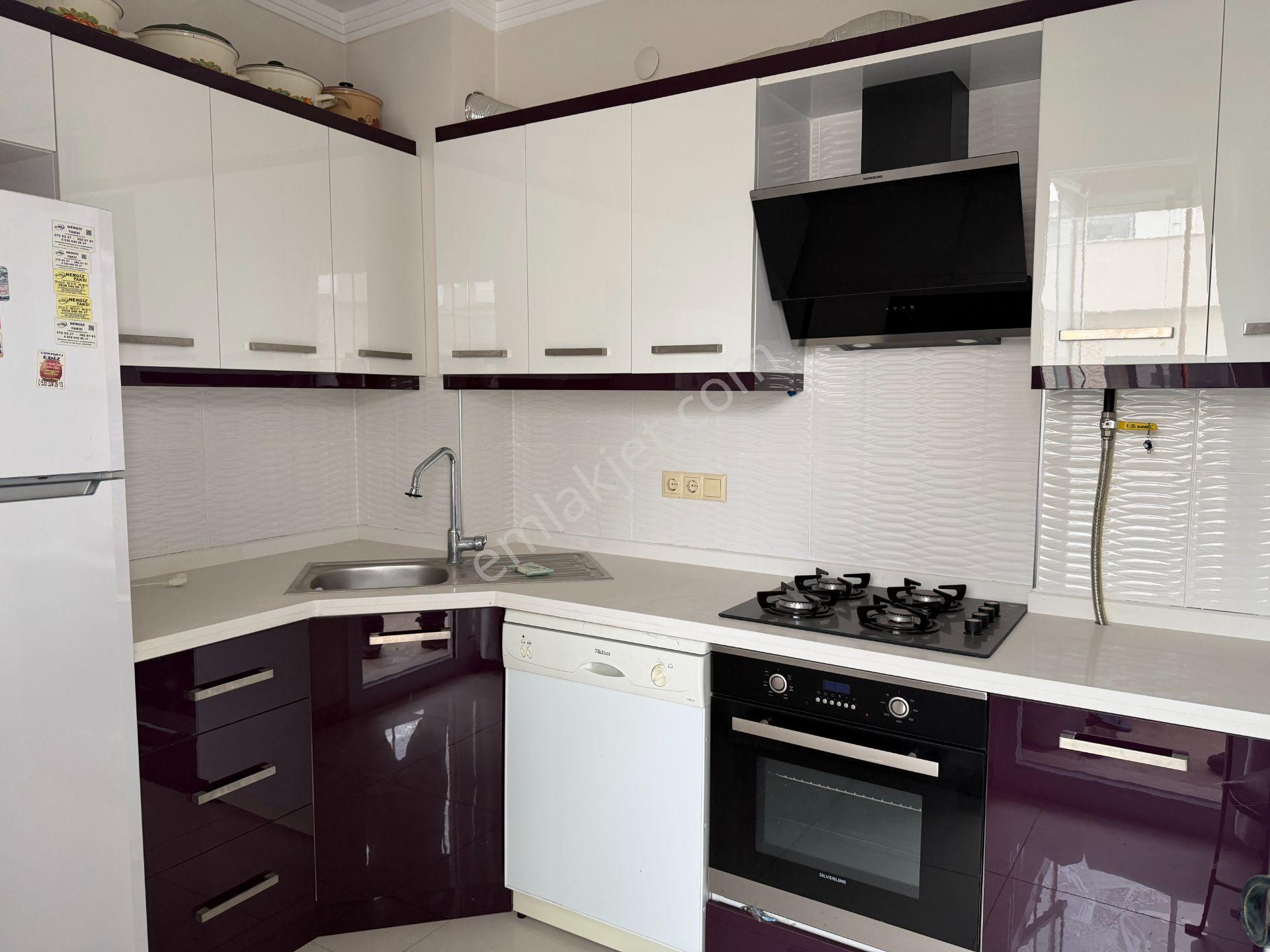 Karşıyaka Nergiz Dedebaşında Full Eşyalı Kiralık Lüx 2+1 Daire - Görsel 9