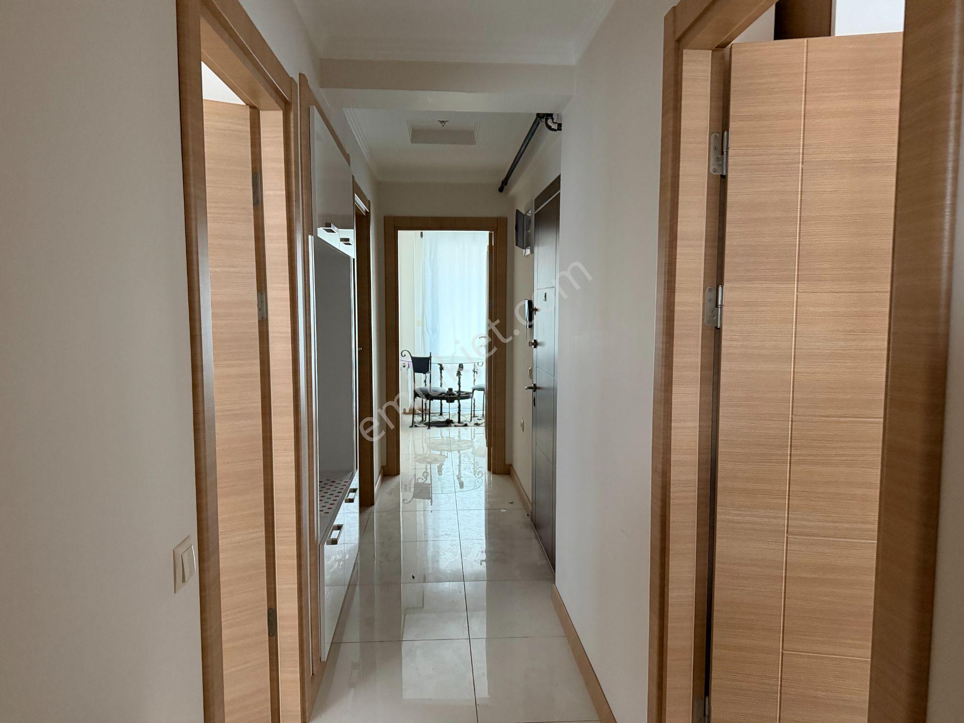 Karşıyaka Nergiz Dedebaşında Full Eşyalı Kiralık Lüx 2+1 Daire - Görsel 32