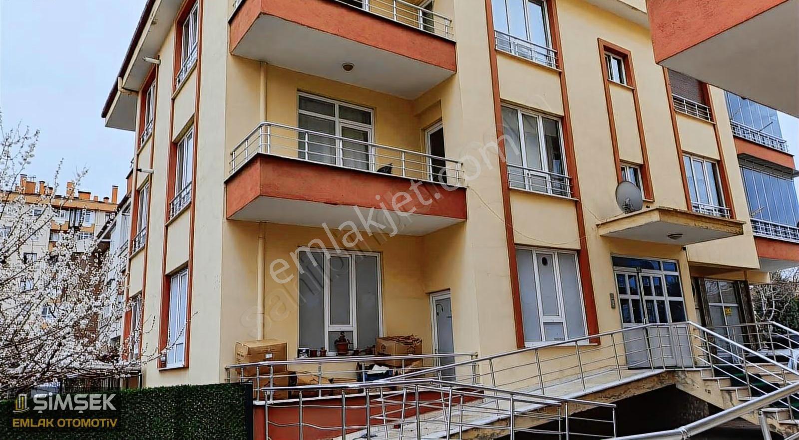 Şimşek Gayrimenkulden Lale Caddesinde 2+1 Satılık Daire - Görsel 8
