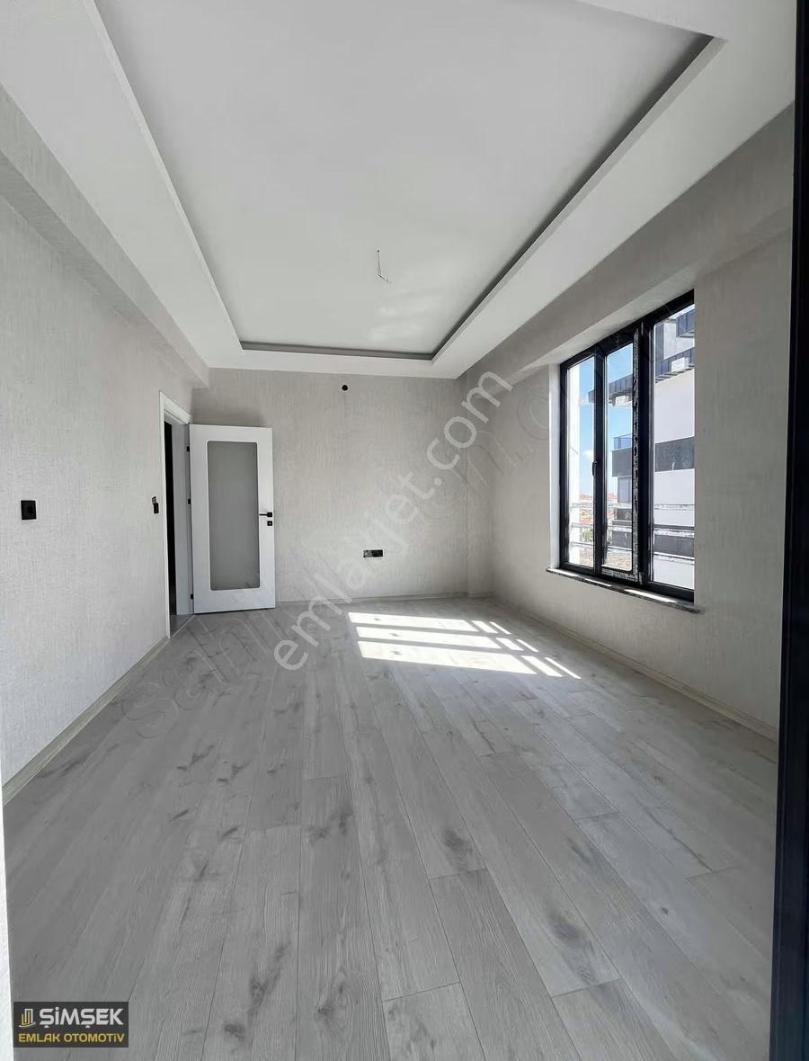 Şimşek Gayrimenkul Den Meram Uluğbeyde Satılık 3+1 Daire